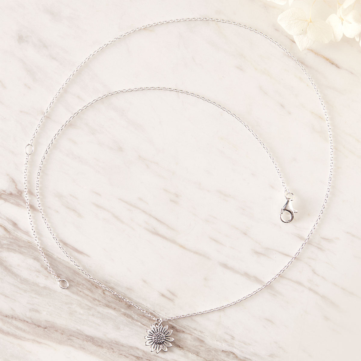 Blossoming Sunflower Necklace - Elegant Floral Jewelry for Women, Perfect for Weddings, Parties & Everyday Wear