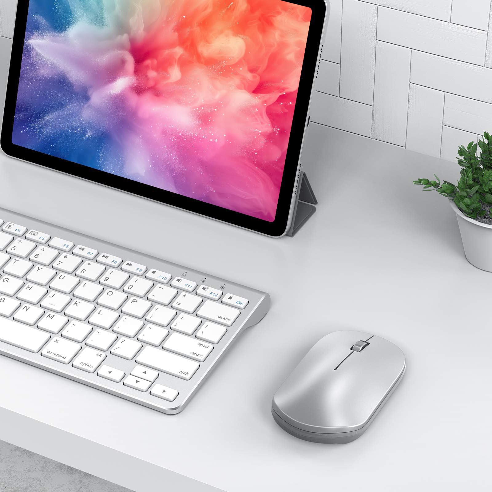 OMOTON Ultra-Thin Bluetooth Mouse for iPad, iPhone, Mac, PC & Laptop - Wireless Rechargeable Mouse Compatible with iPadOS 13/iOS 13+ (Silver) - Perfect for Office Work, Travel & Home Use