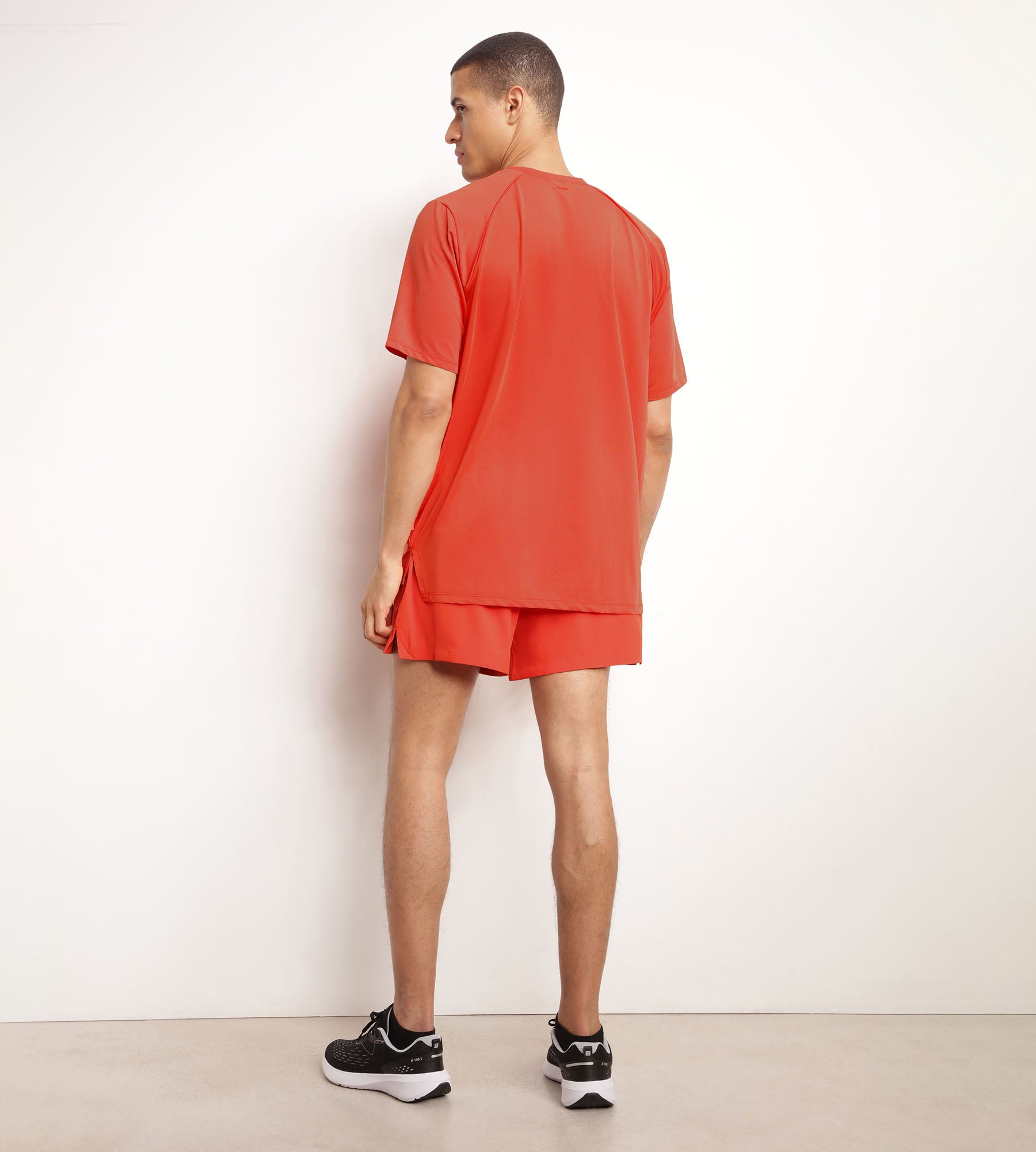 Breathable Red Men's Sport T-Shirt - Lightweight & Moisture-Wicking for Running, Gym & Outdoor Activities | DIM MOVE
