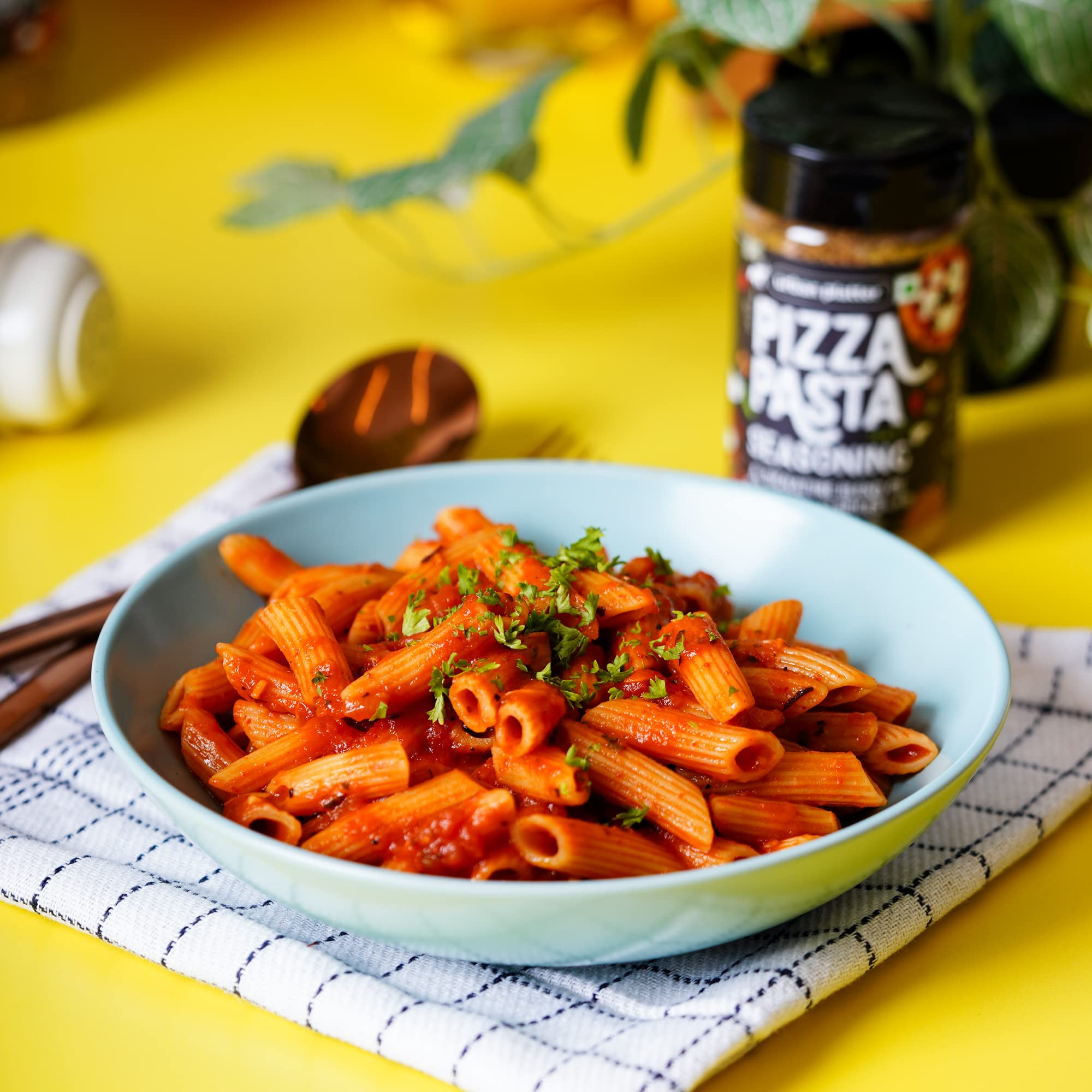 Urban Platter All-Natural Pizza & Pasta Seasoning Blend - 80g/2.82oz Glass Shaker Jar with Aromatic Herbs | Perfect for Homemade Italian Dishes, Garlic Bread & Salad Toppings