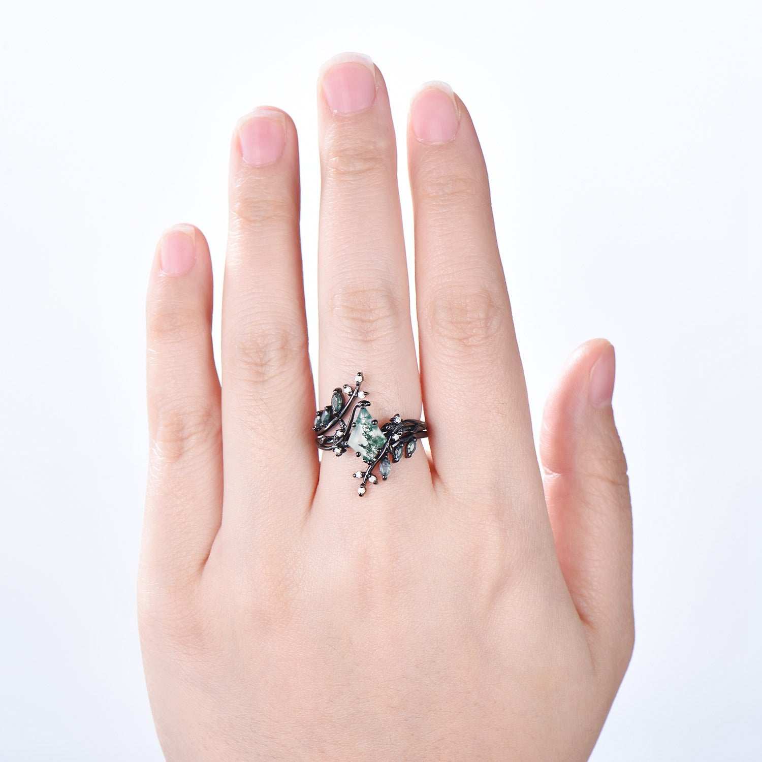 Nature Inspired Moss Agate Ring Set - Black Gold Leaf Branch Marquise Cut Green Agate Engagement & Wedding Ring Set for Brides, Nature Lovers | Perfect for Outdoor Weddings, Boho Chic Style, and Unique Gift Giving