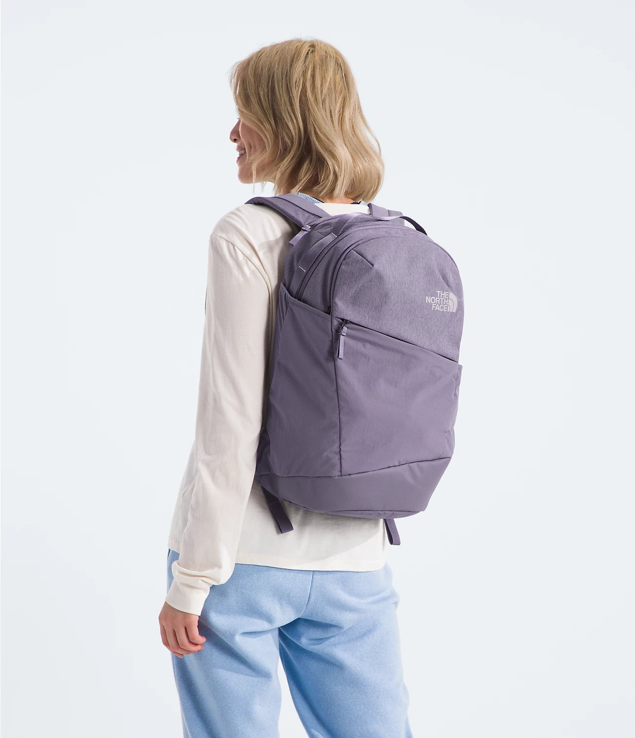 The North Face Women’s Isabella Backpack 3.0 - Lightweight Hiking Daypack with Laptop Sleeve | Perfect for School, Travel & Outdoor Adventures