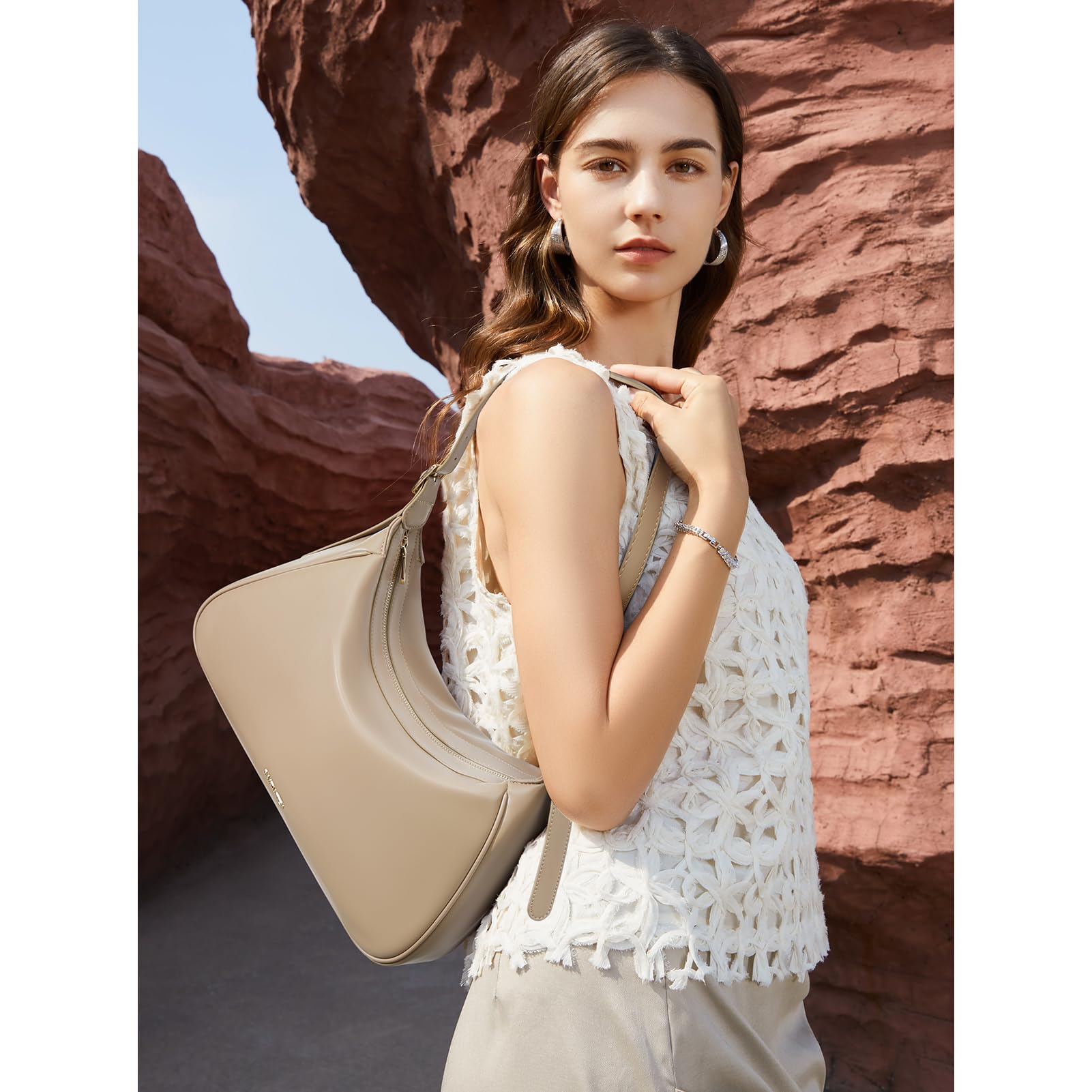 BOSTANTEN Women's Small Crossbody Purse - Trendy Crescent Shoulder Bag Hobo Handbag for Everyday Use, Travel & Date Night