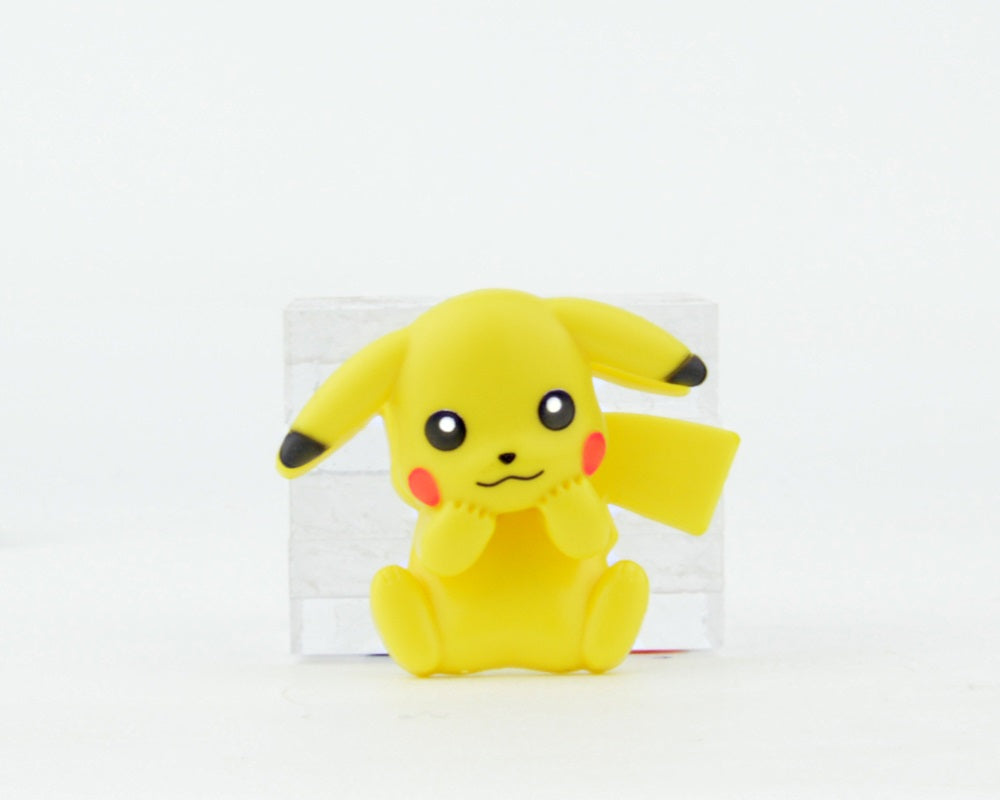 **Pokemon Bandai Hasamundesu Mini Figure Paper Clip - Cute Anime Collectible for Office, School & Home Organization**