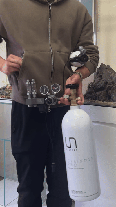 Premium UNS Micro CO2 Regulator for Aquarium Plants - Dual Gauge Precision System for Hydroponics & Aquatic Ecosystems - Perfect for Planted Tanks, Hydroponic Gardens & Aquascaping