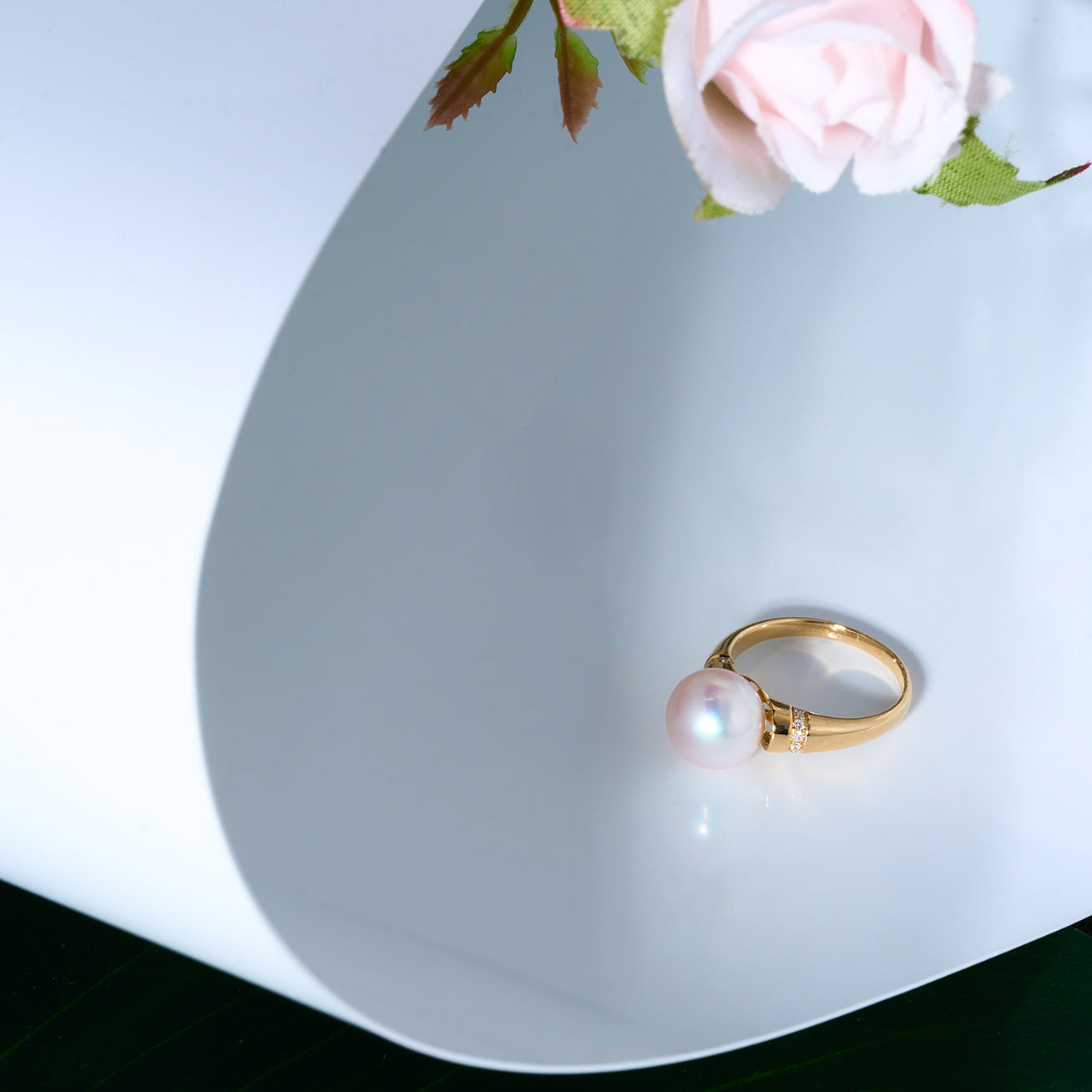18K Solid Gold Diamond & AAA Freshwater Pearl Ring for Women - Elegant Jewelry Gift for Wedding, Anniversary & Special Occasions