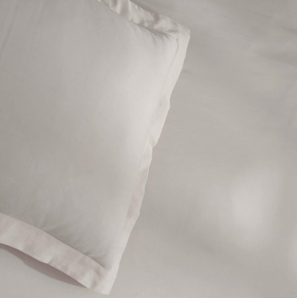 Premium 100% Egyptian Cotton Duvet Cover Set - 300 Thread Count, Breathable & Soft Bedding for All Seasons - Perfect for Master Bedroom, Guest Room & Luxury Hotels
