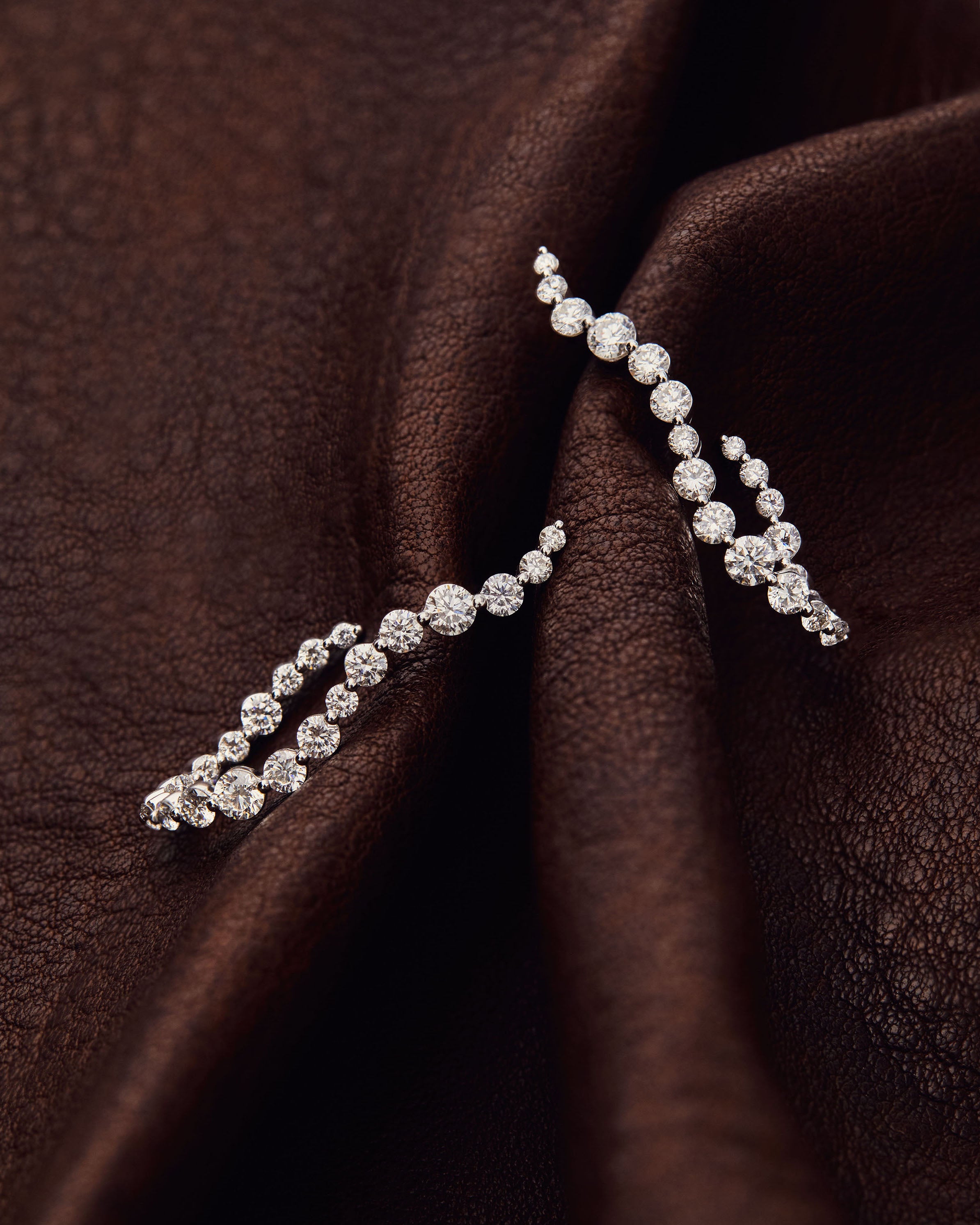 GRID 14K White Gold Diamond Hoop Earrings for Women - Elegant Venus Design for Everyday Wear & Special Occasions