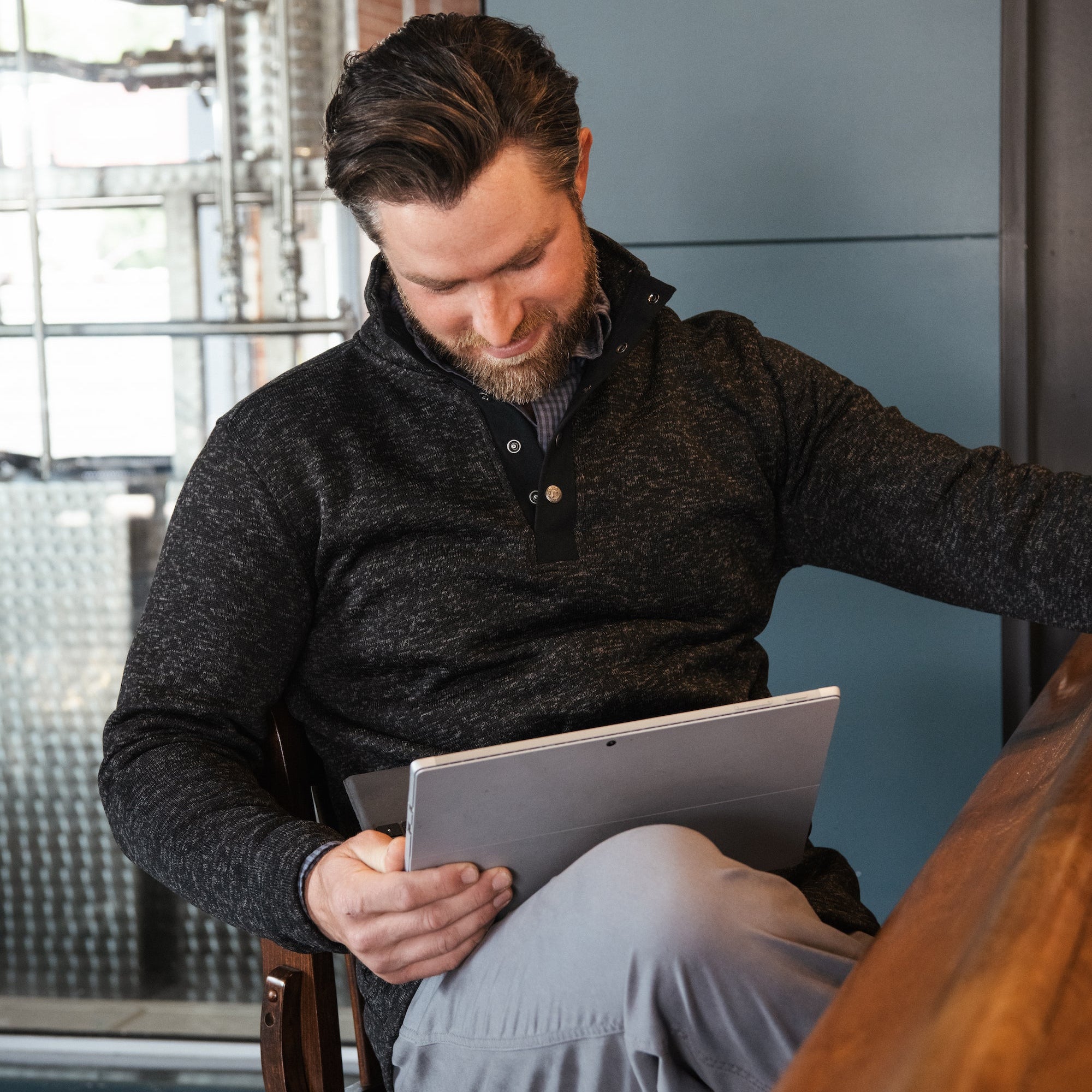 Men's Casual Norris Pullover Sweatshirt - Heather Grey - Soft Comfortable Fleece for Everyday Wear & Outdoor Activities