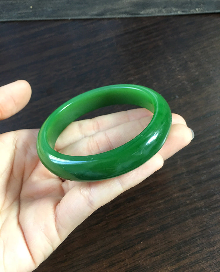 Natural Jade Bangle - Nephrite Jade Bracelet 55.8mm Inner Diameter, Handcrafted Green Stone Bangle for Women | Perfect for Meditation, Yoga & Spiritual Healing (NBE011)