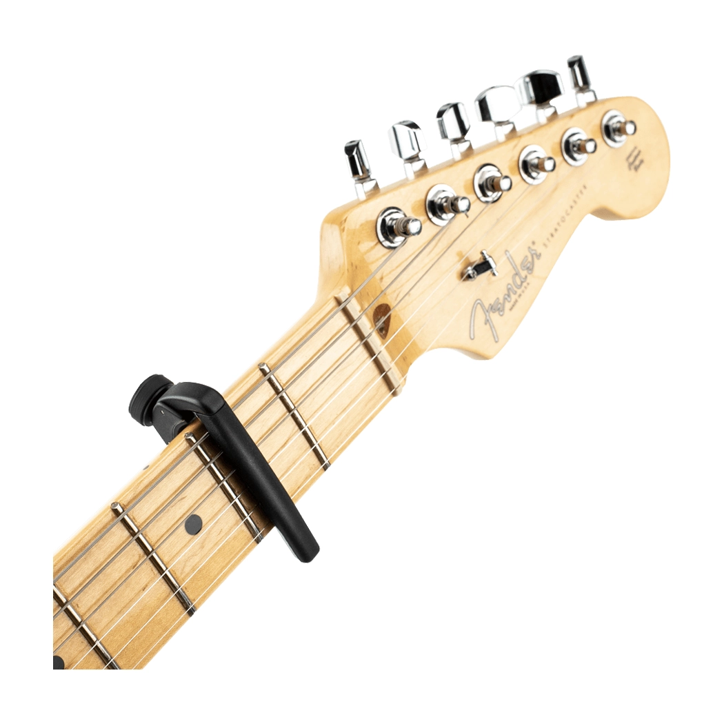 D'Addario Pro Plus Capo - Premium Guitar Capo for Acoustic & Electric Guitars - Black - Perfect for Live Performances, Studio Recording & Practice