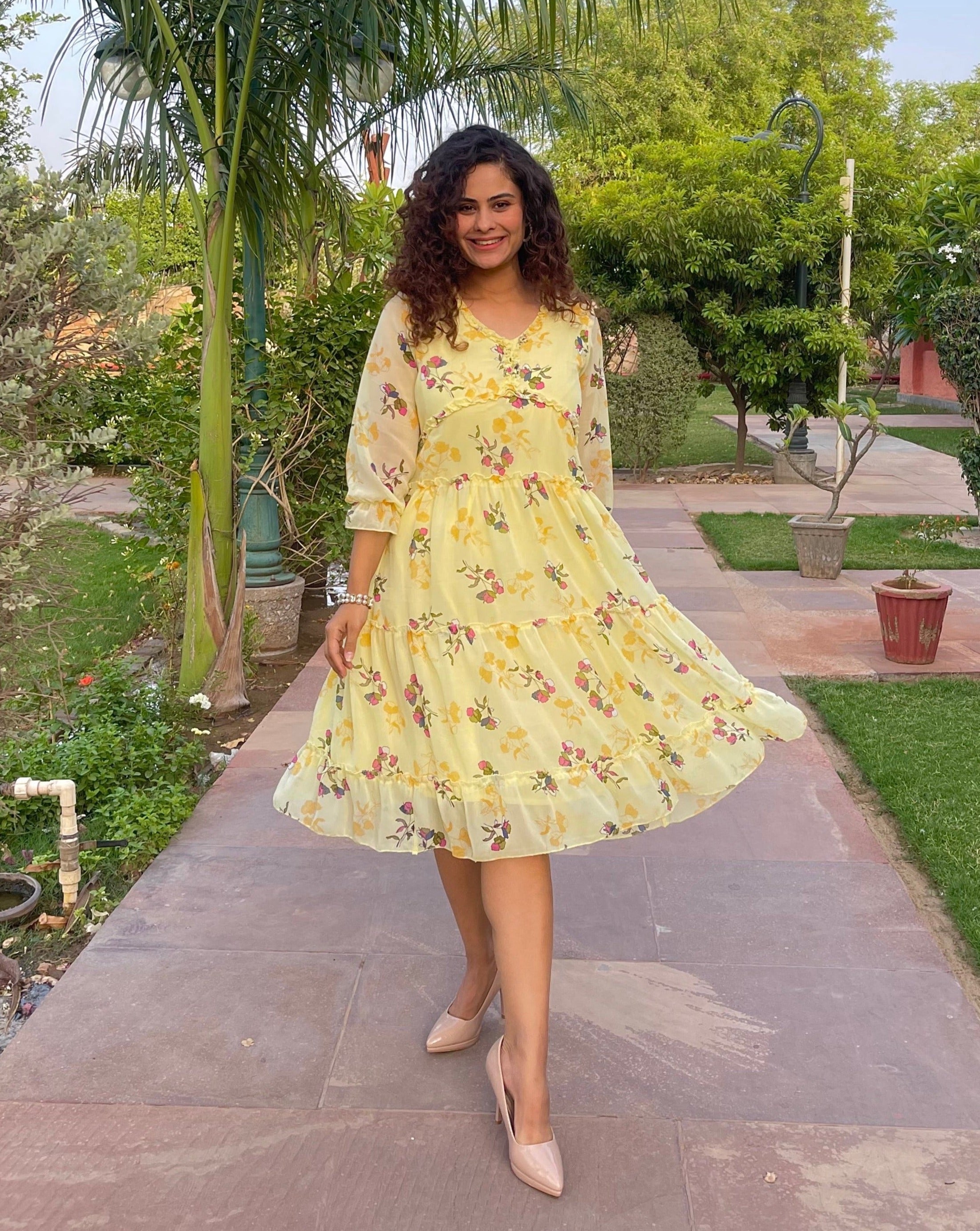 Boho Breeze Yellow Maxi Dress for Women - Flowy Summer Beach Dress with Pockets, Long Bohemian Sundress for Vacation, Outdoor Music Festivals & Beach Weddings