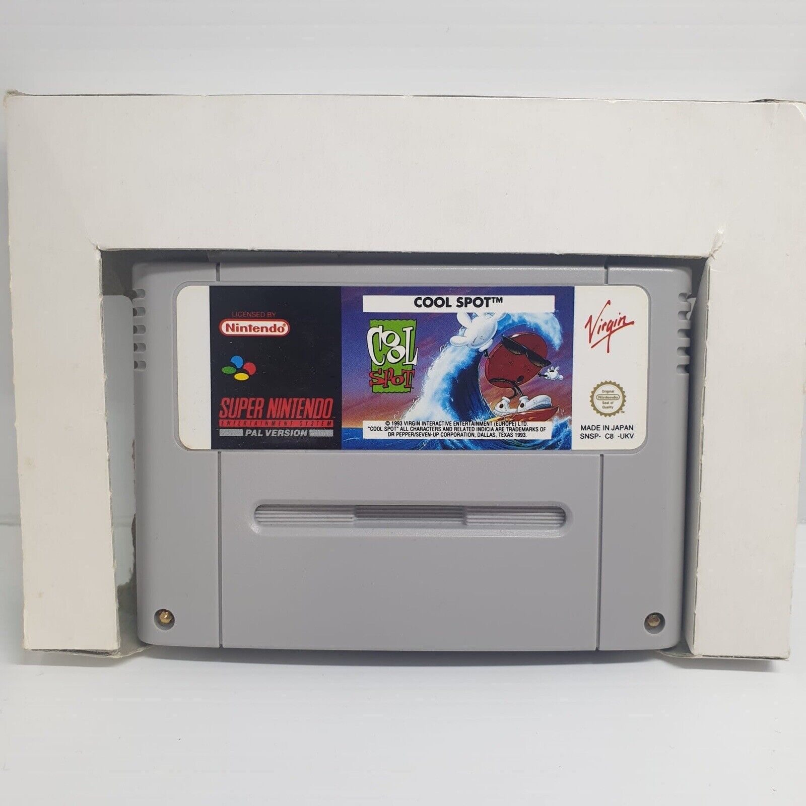 Cool Spot Super Nintendo SNES Game - Complete PAL Version in Original Box | Retro Gaming Collectible for SNES Enthusiasts | Perfect for Nostalgic Gaming Sessions and Collector's Display