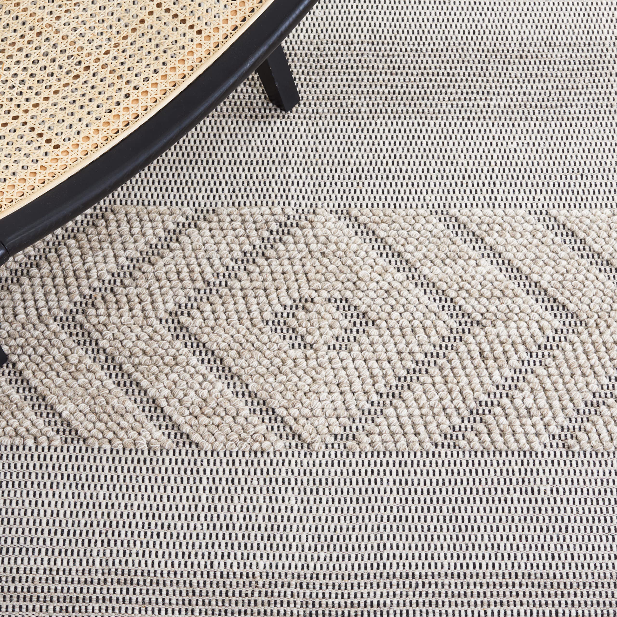 SAFAVIEH Vermont Collection 6'x6' Beige Ivory VRM508B Flatweave Wool Area Rug for Living Room, Dining Room & Bedroom | Soft & Durable Floor Covering for Home Decor