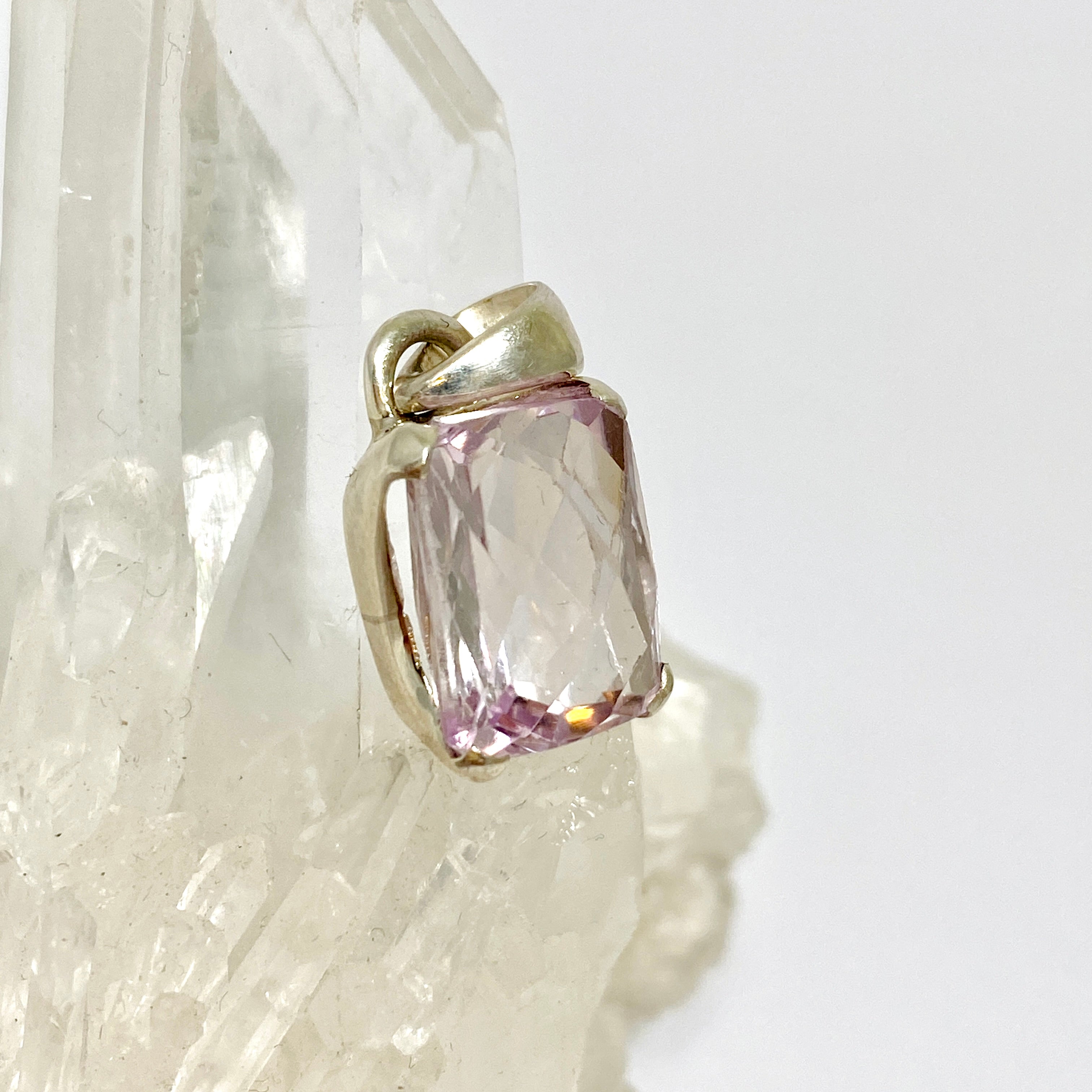 Natural Kunzite Rectangular Faceted Pendant Necklace - PPGJ882 | Elegant Jewelry Gift for Women, Perfect for Weddings & Special Occasions