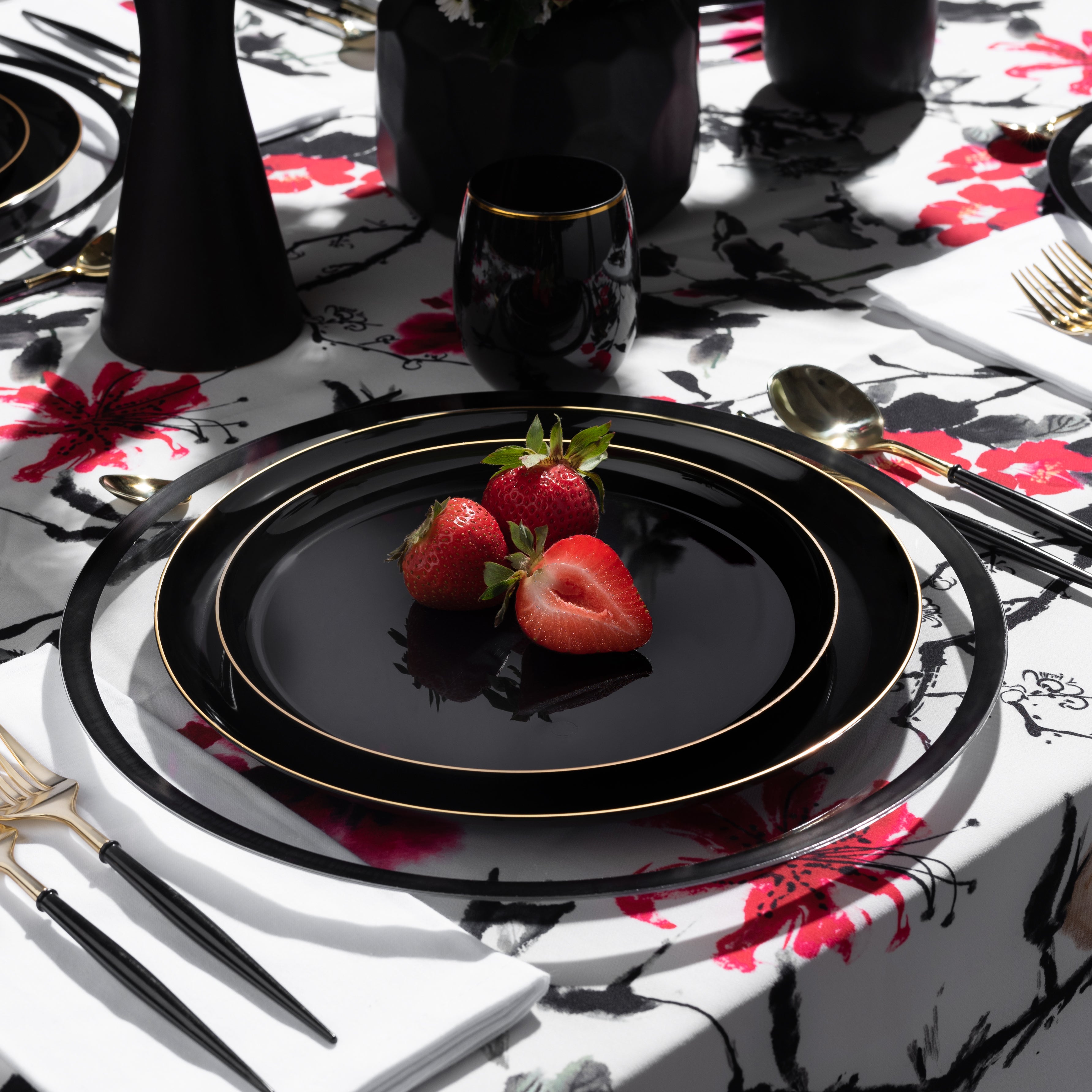 Luxury Black and Gold Plastic Party Supplies Bundle - Elegant Disposable Tableware for Weddings, Birthdays & Special Events