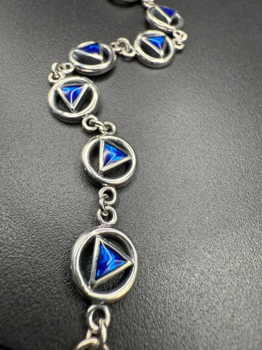 Sobriety Symbol AA Symbol Bracelet TBG689 - Inspirational Recovery Jewelry for Alcoholics Anonymous Support & Sobriety Gifts - Perfect for Meetings, Anniversaries & Daily Motivation