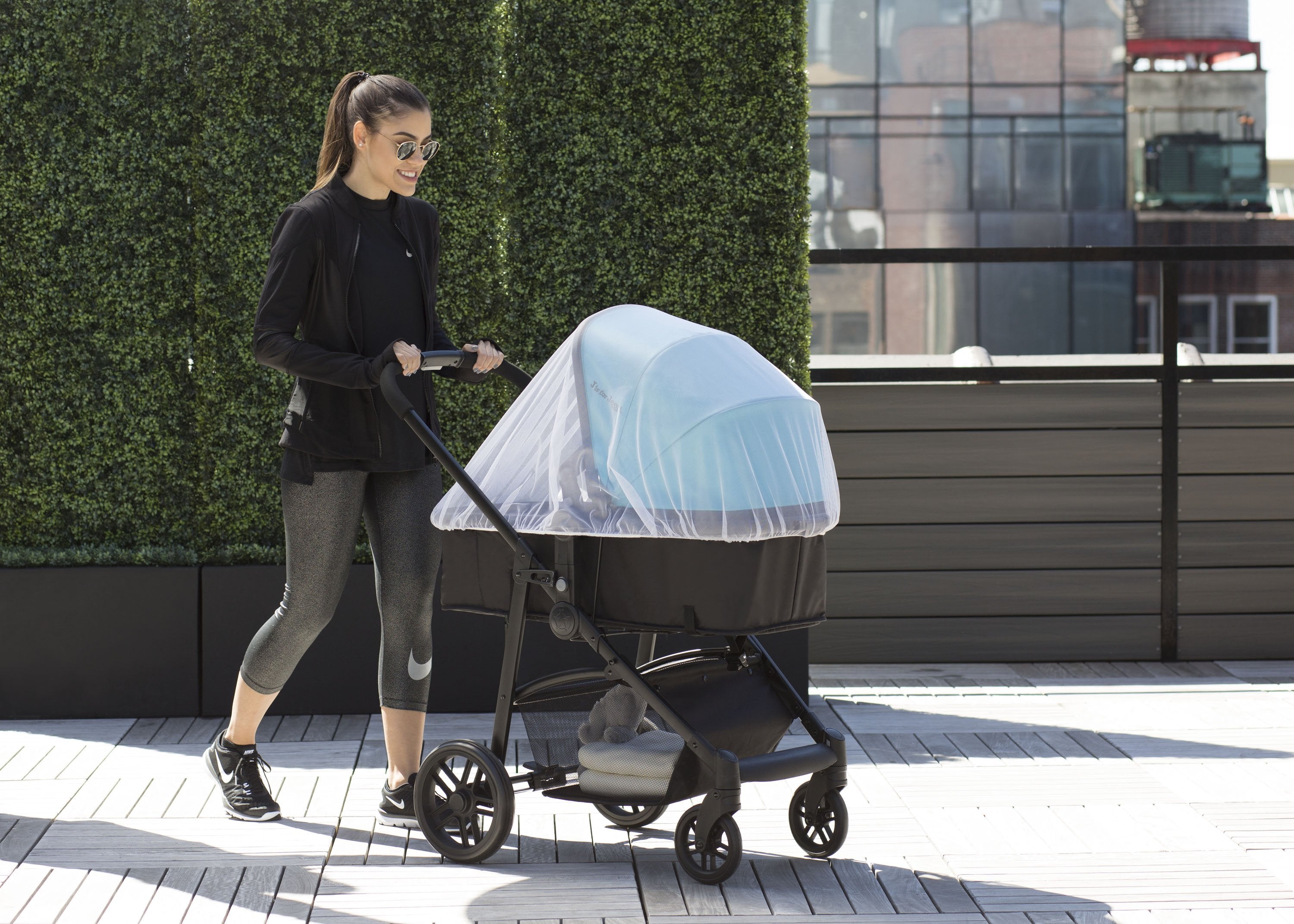 Universal Mosquito Net for Baby Car Seats, Strollers & Bassinets - Breathable Mesh Protection for Outdoor Walks, Park Visits & Traveling