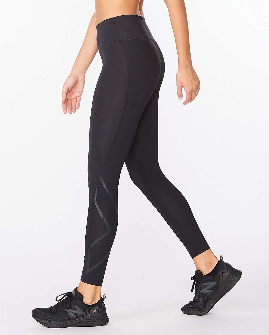 2XU Women's Force Mid-Rise Compression Tights with Wide Waistband - High Performance Workout Leggings for Running, Yoga & Gym Training