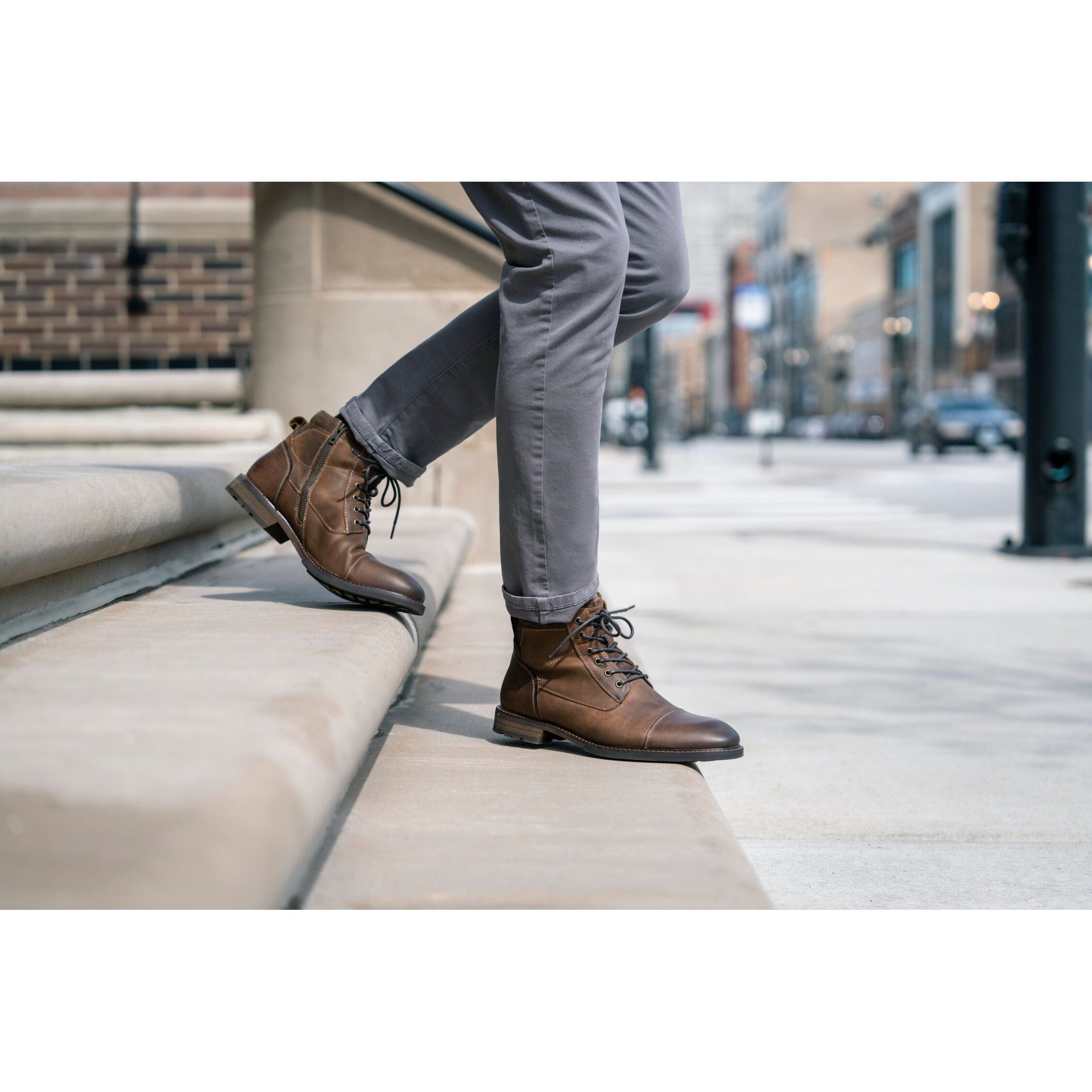 FLORSHEIM LODGE CAP TOE LACE UP BOOTS FOR MEN - DURABLE LEATHER WORK BOOTS FOR OUTDOOR, CASUAL & OFFICE WEAR