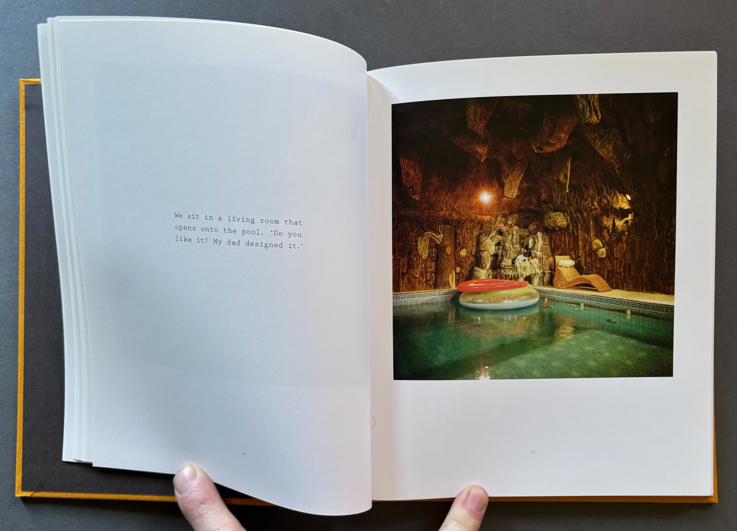 Jeddah Diary - Premium Travel Journal & Notebook for Writing, Sketching & Memories | Perfect for Travelers, Adventurers & Journal Keepers | Great Gift Idea for Holidays & Special Occasions