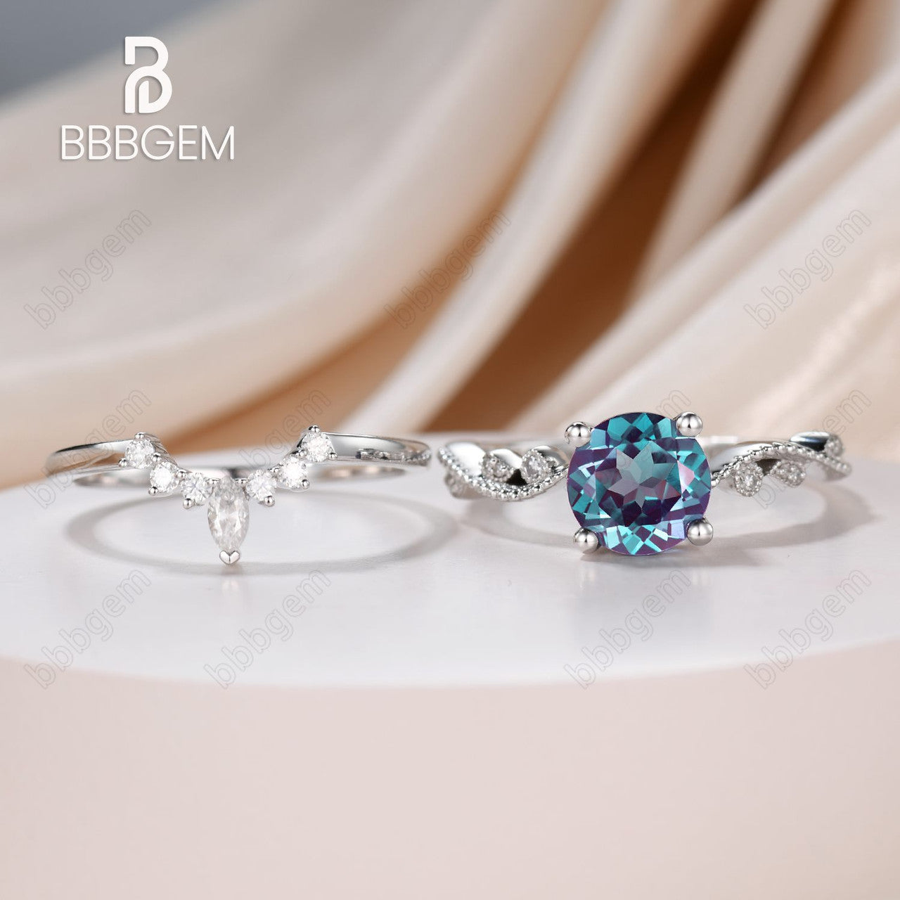 Exquisite Milgrain Round Alexandrite & Moissanite Engagement Ring Set - Stackable Wedding Band for Women - Perfect for Proposals, Anniversaries, and Bridal Jewelry