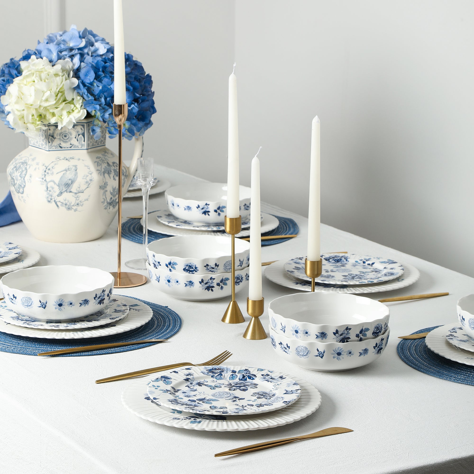 Premium Stone Lain Fiore Bone China 12-Piece Dinnerware Set - Elegant Blue Porcelain Tableware for Formal Dining & Special Occasions