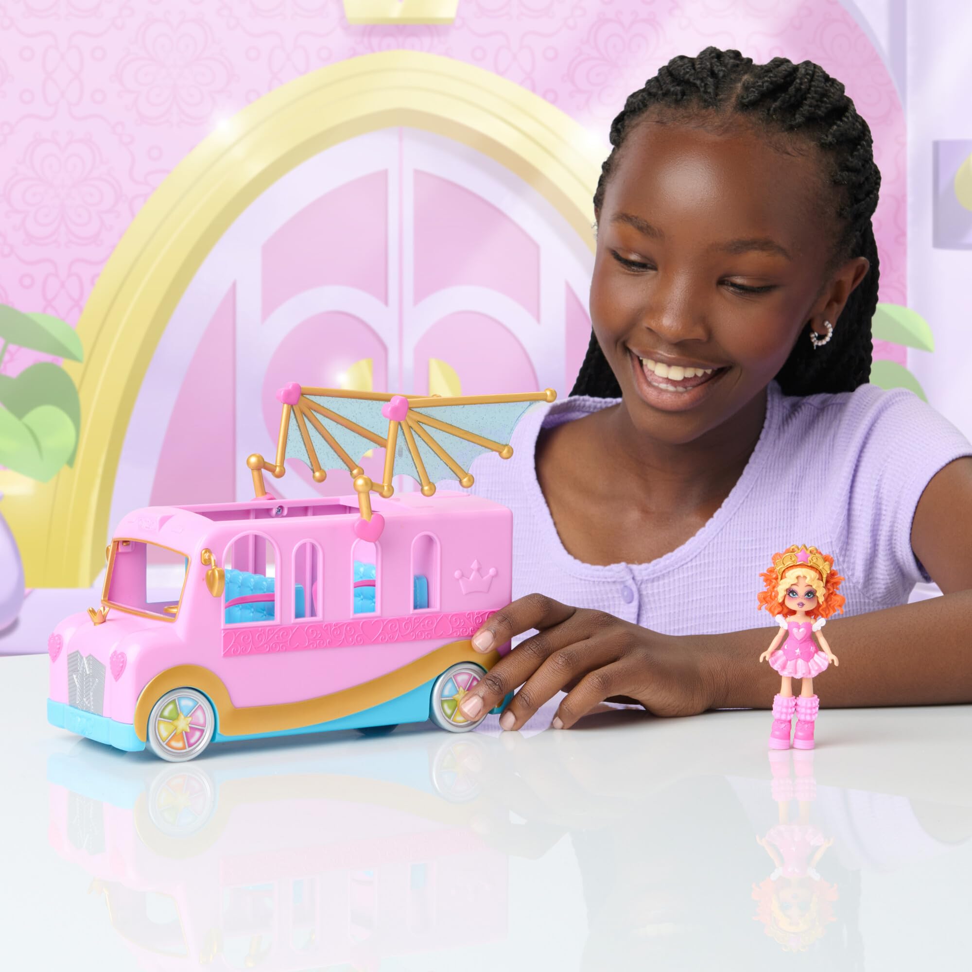 Royale High Bus & Glam Closet - Exclusive Fashion Doll with Mobile Closet, Movable Wings, Functional Wheels & Seats for 4 Friends - Includes Virtual Item Code - Perfect for Role Play & Travel Adventures - Ages 5+