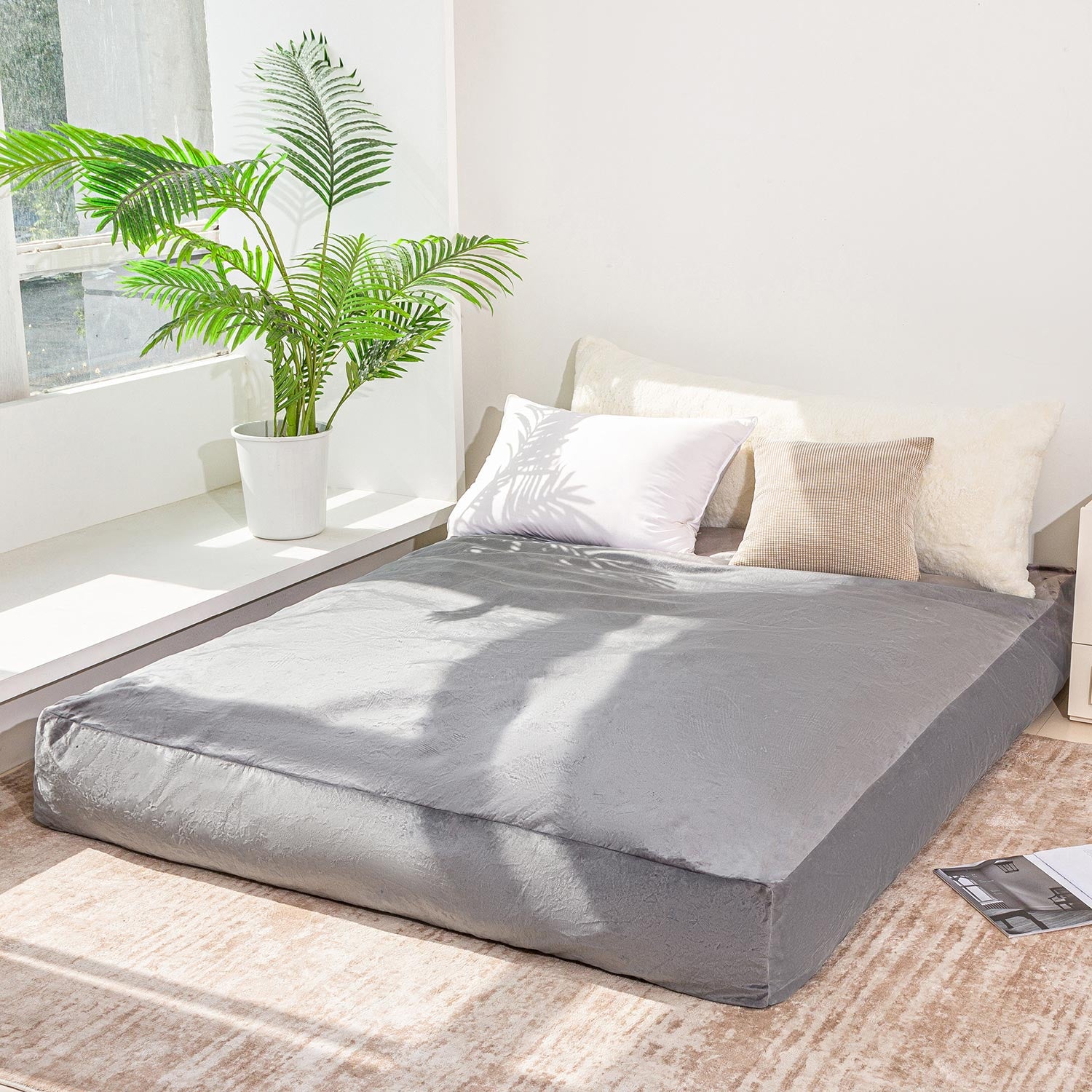 MAXYOYO Velvet Bean Bag Bed with Faux Fur Removable Cover - Convertible Bean Bag Chair to Bed for Living Room & Bedroom (Beige) - Perfect for Lounging, Gaming & Small Space Living