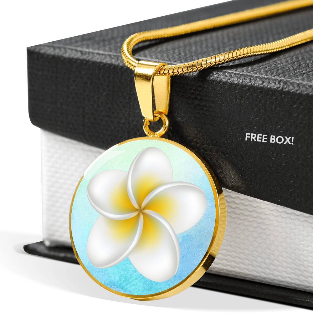Exquisite Frangipani Flower Pendant Necklace for Women - Elegant Hawaiian Plumeria Jewelry Gift for Her - Perfect for Beach Weddings, Vacations & Summer Fashion