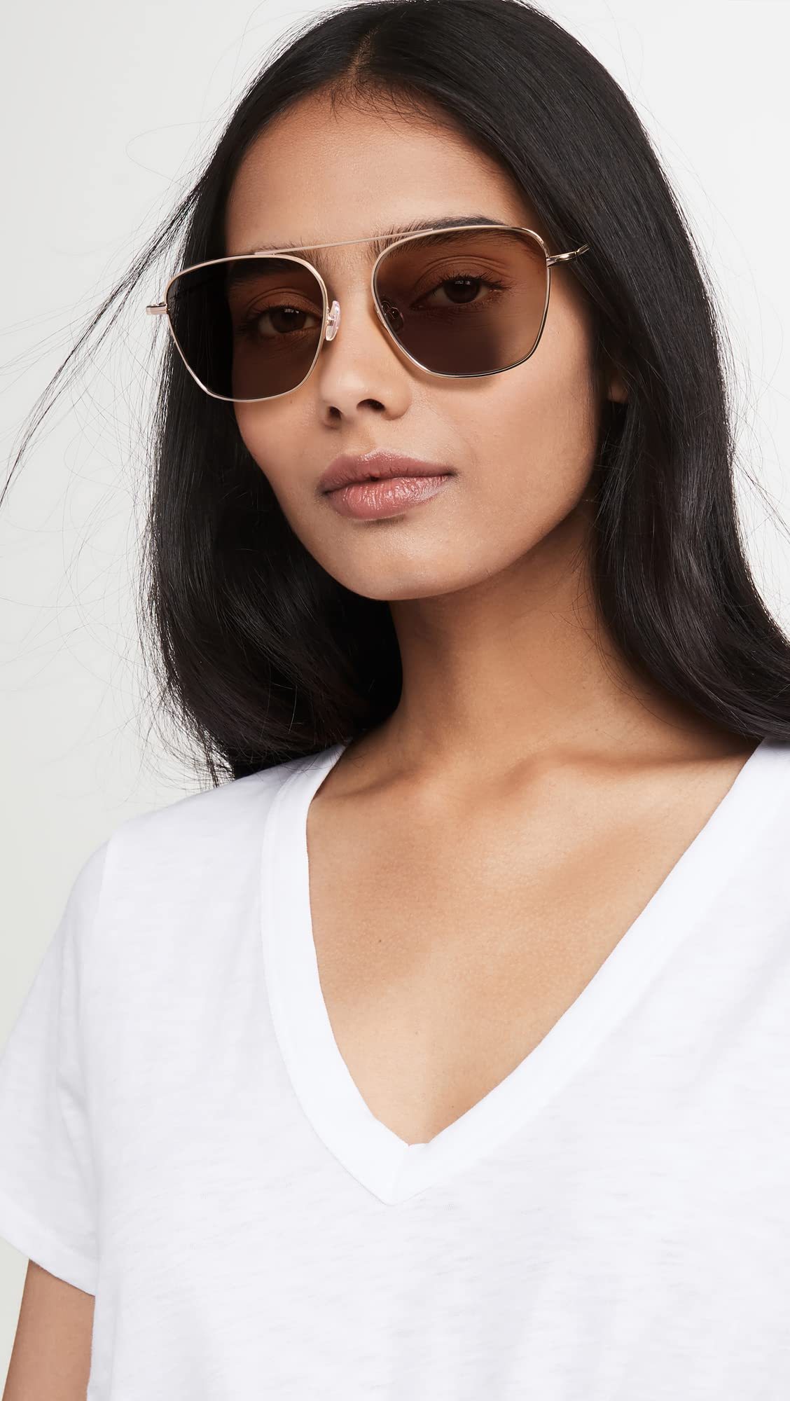 Illesteva Samos Gold Sunglasses for Women - Trendy Designer Shades with UV Protection - Perfect for Beach, Travel & Outdoor Activities