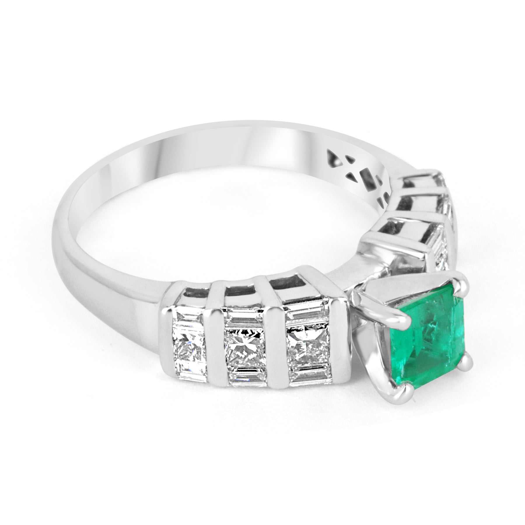 1.10tcw Vivid Green Colombian Emerald & Diamond Princess Cut 14K Gold Engagement Ring for Women - Perfect for Proposals, Anniversaries & Special Occasions