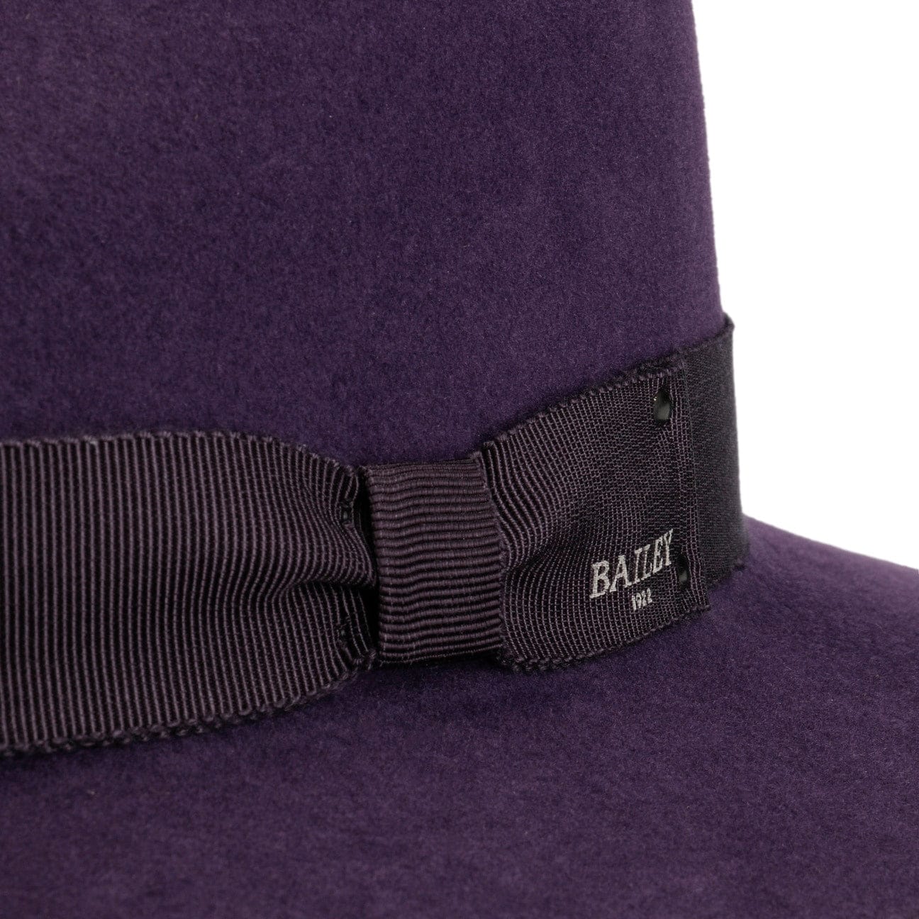Bailey 1922 Curtis Wool Hat for Men - Classic Winter Beanie with Brim for Outdoor Activities & Cold Weather Protection