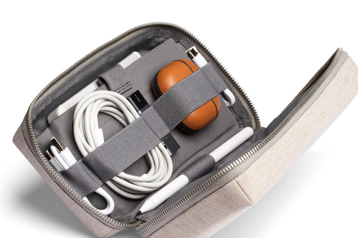 Bellroy Tech Kit - Premium Travel Organizer for Cables, Chargers & Accessories | Perfect for Business Trips, Commuting & Daily Use