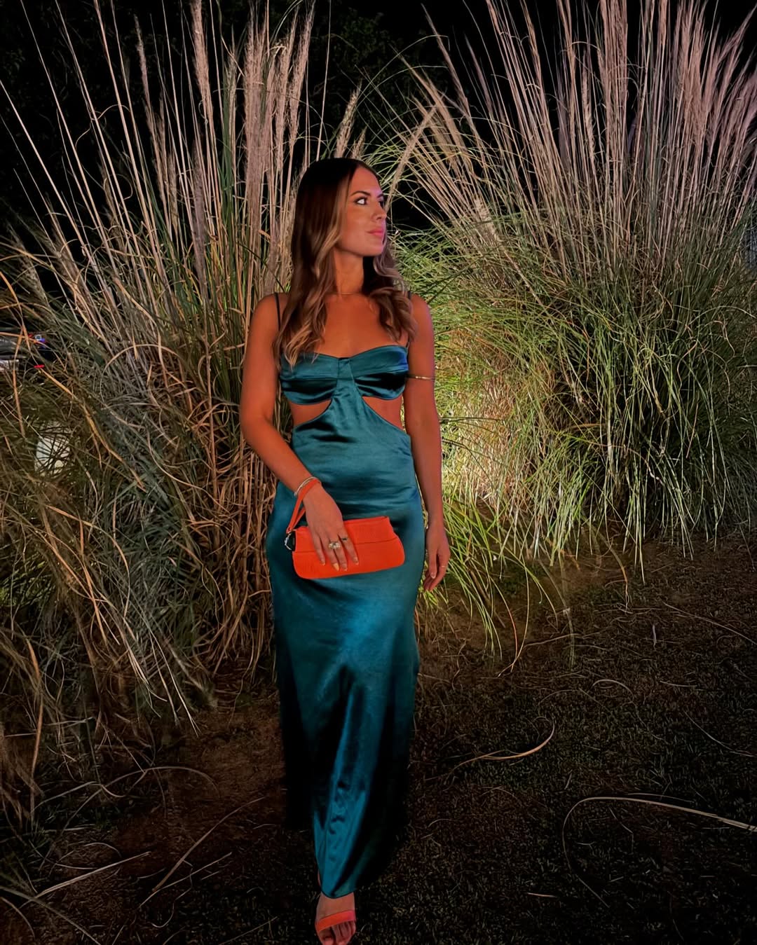 Elegant Green Sheath Long Prom Dress for Women - Formal Evening Gown J5613 | Perfect for Homecoming, Ball, Wedding & Special Occasions