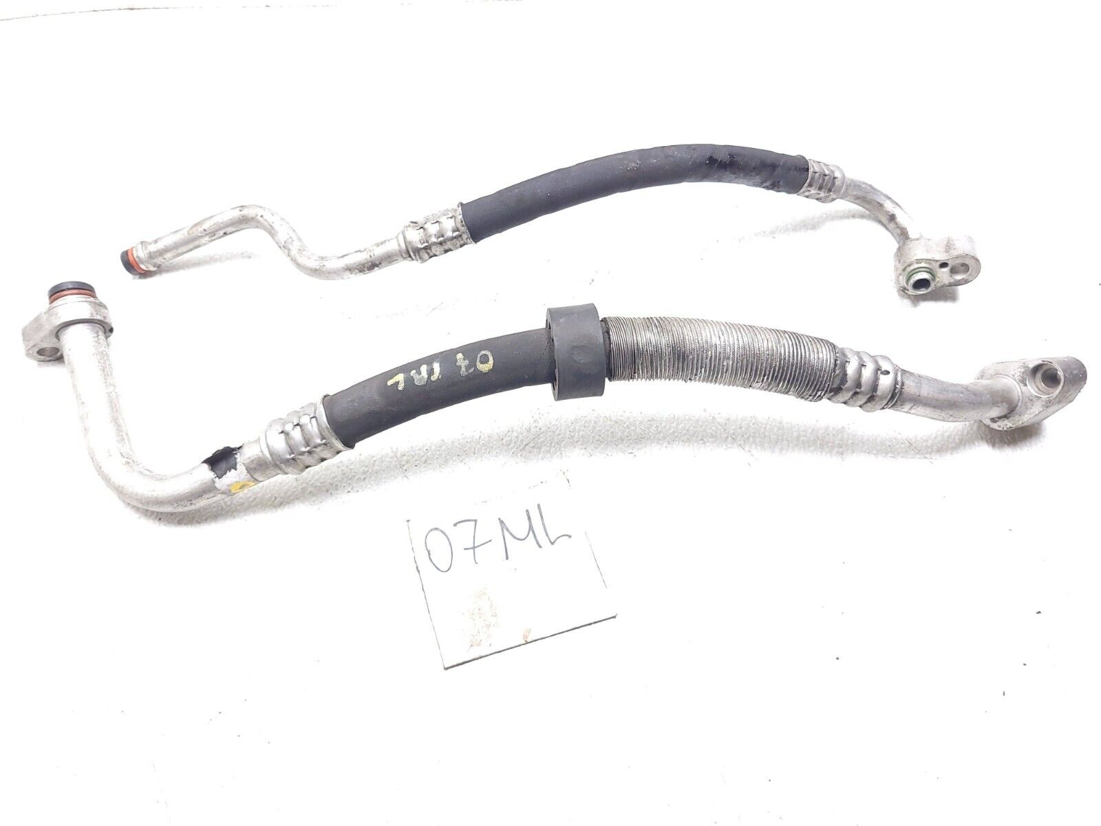 06-07 Mercedes ML500 AC Air Conditioner Hose Pipe Line Kit - 2pcs OEM Replacement for 5.0L V8 Engine - Perfect for A/C System Repair & Maintenance