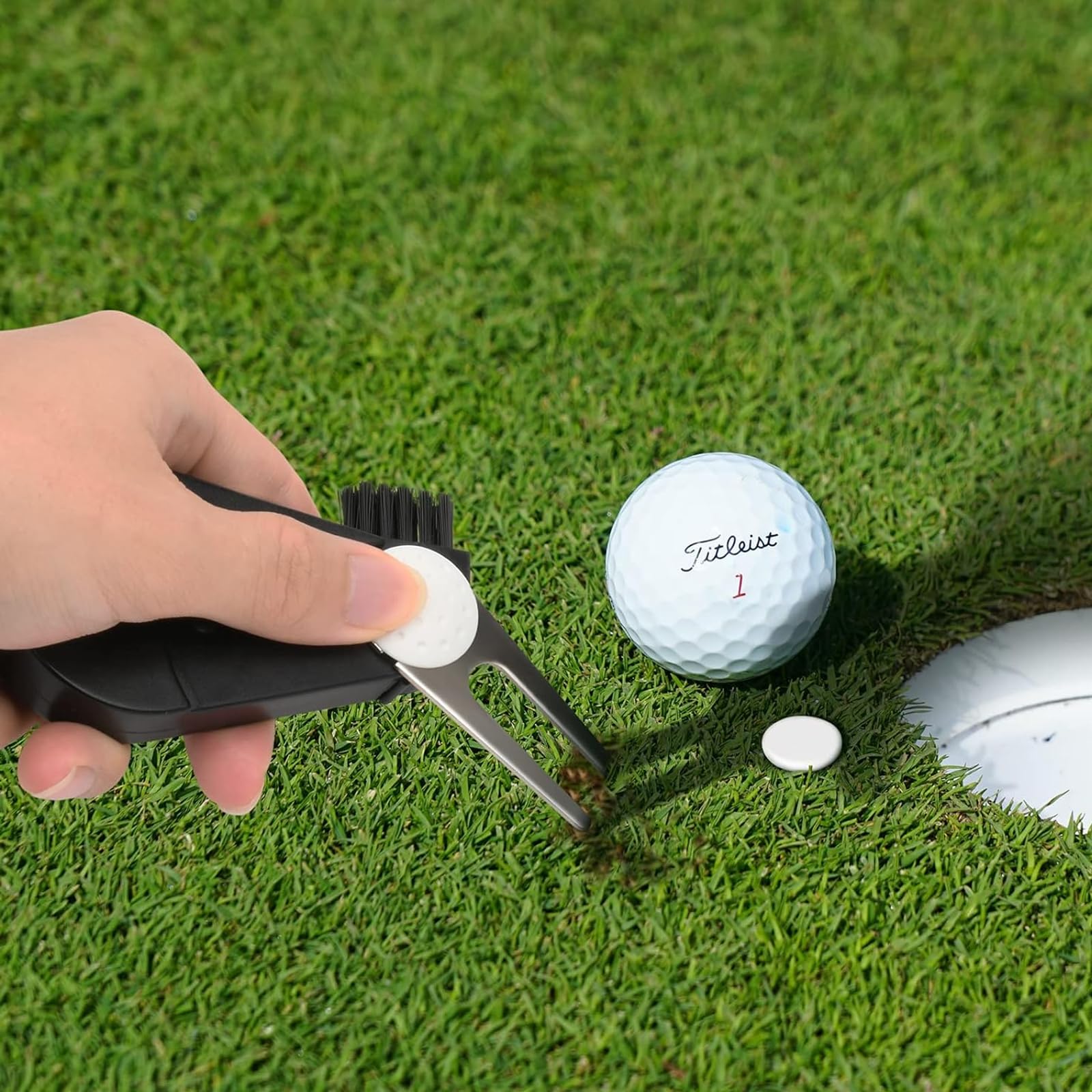 Premium 5-in-1 Metal Foldable Golf Divot Tool with Ball Marker - Durable Golf Accessories for Men & Women - Perfect for Repairing Greens, Practice Sessions and Golf Gifts