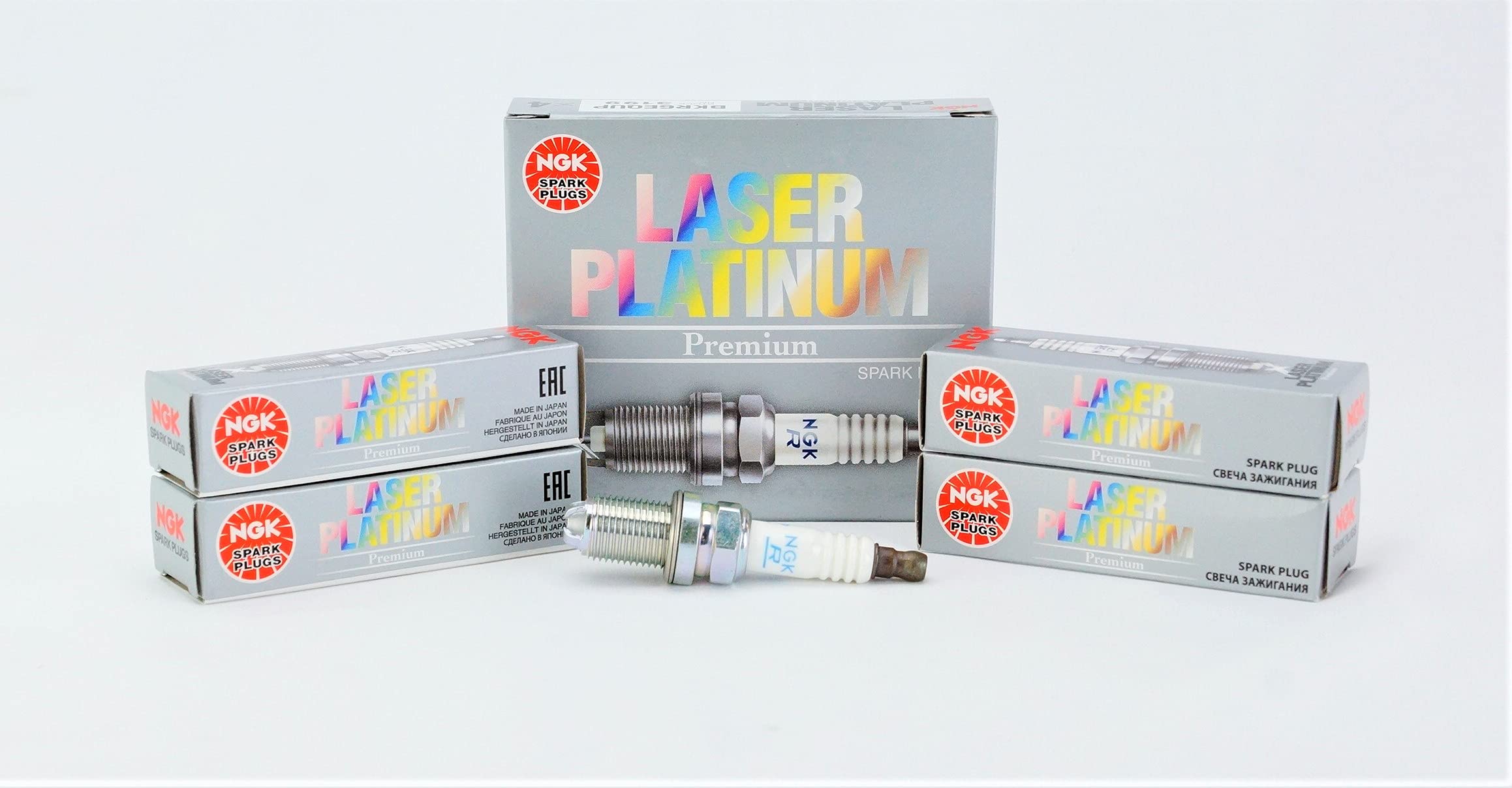 NGK 3199 Laser Platinum Spark Plugs BKR6EQUP (4 Pack) - High Performance Spark Plugs for Honda, Toyota, Nissan - Perfect for Engine Tuning & Performance Upgrades