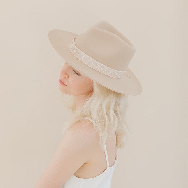 Azalea Band - Stylish and Comfortable Hair Accessory for Women | Perfect for Everyday Wear, Parties, and Special Occasions