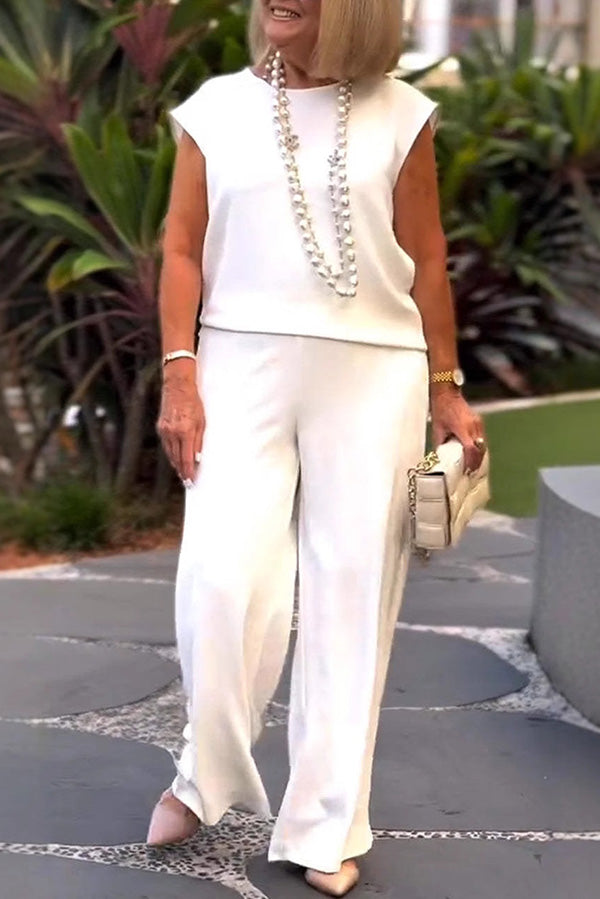 Solid Color Crew Neck Sleeveless Top & Pocket Straight Leg Pants Set - Women's Casual 2-Piece Outfit for Summer, Work, Travel & Everyday Wear
