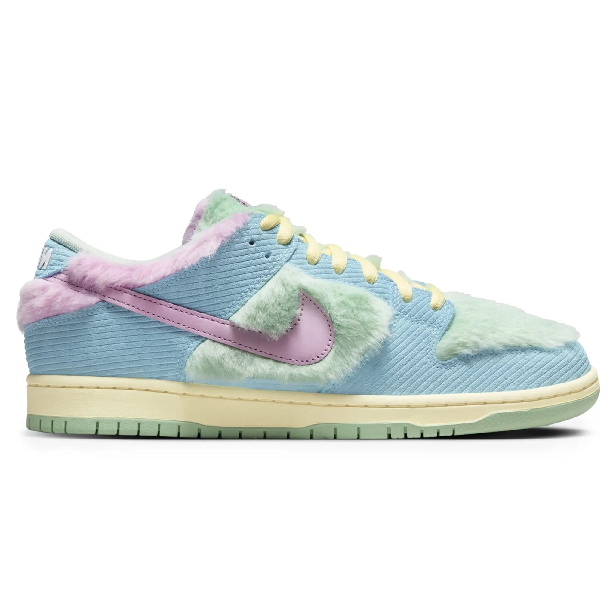 Verdy x Nike SB Dunk Low Visty Sneakers - Limited Edition Collab for Skateboarding & Streetwear Fashion - Perfect for Skaters, Sneakerheads & Urban Style Enthusiasts