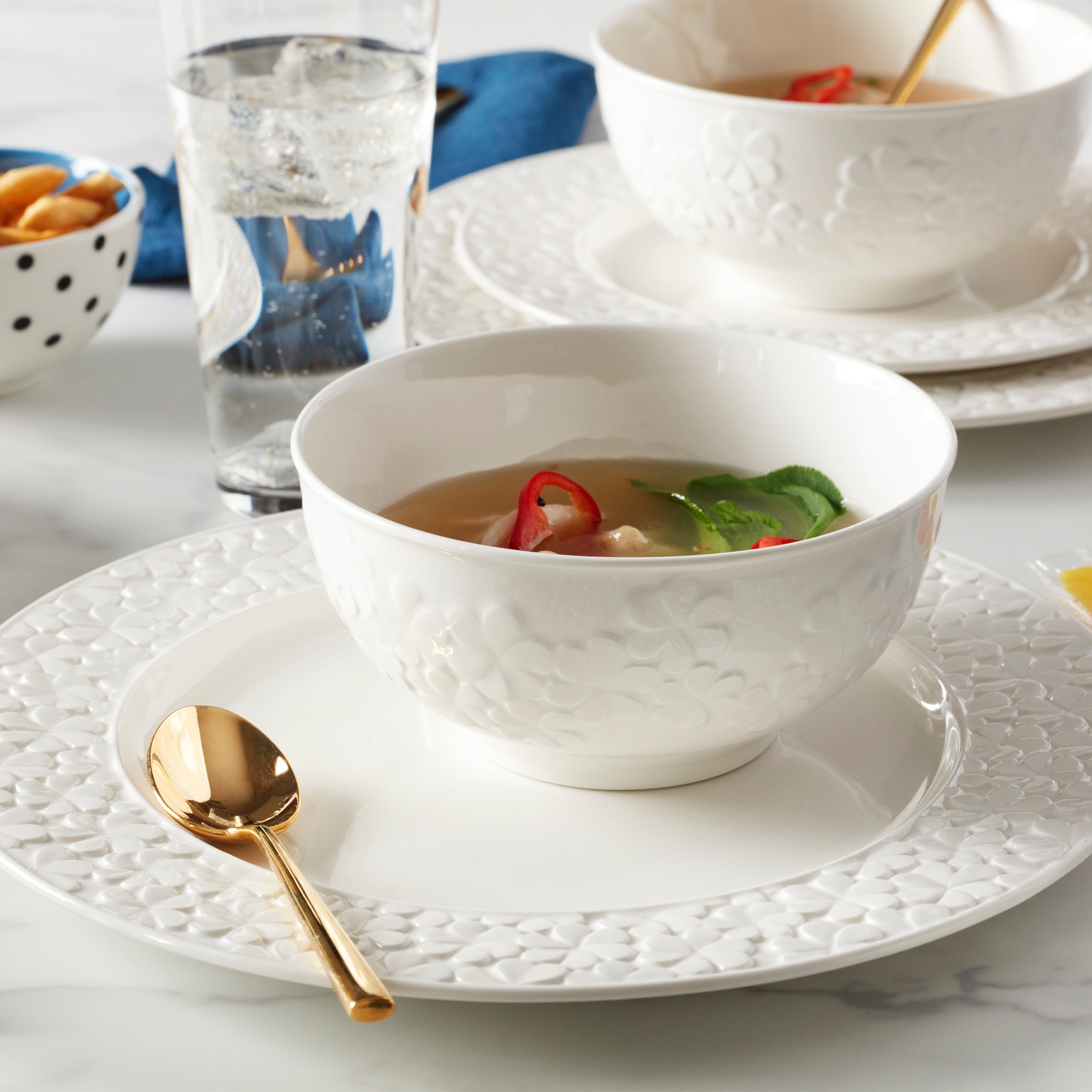 Blossom Lane 4-Piece Ceramic Bowls Set - Elegant & Durable Dinnerware for Soup, Salad, Cereal - Perfect for Family Dining & Entertaining