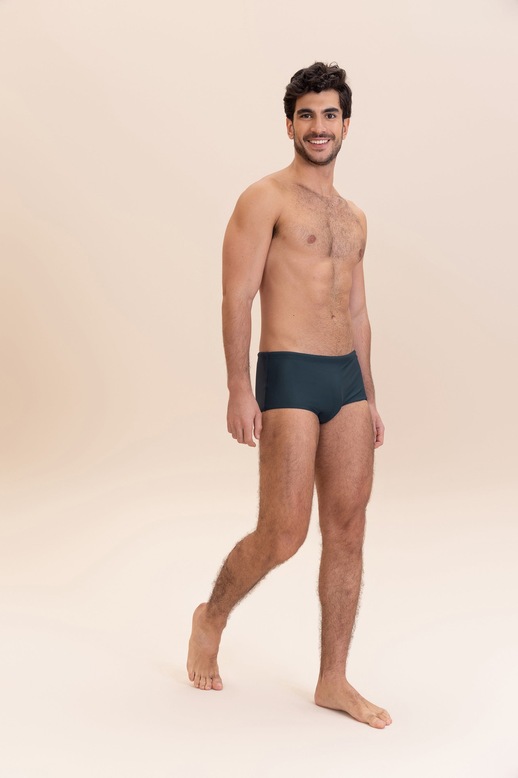 Premium Quick-Dry Swim Trunks for Men - Stylish & Comfortable Beach Shorts for Swimming, Surfing & Summer Vacations