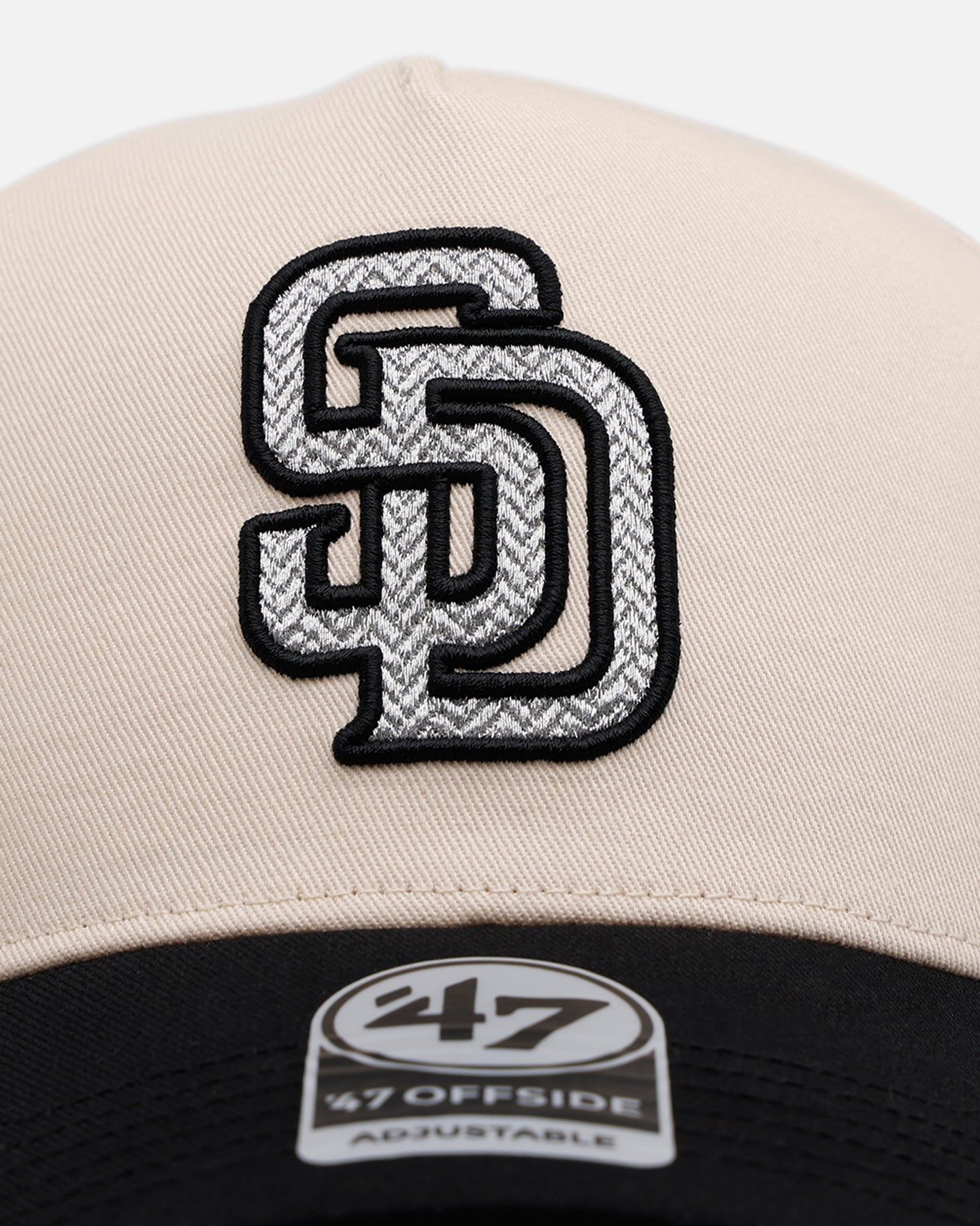 47 Brand San Diego Padres 'Herringbone' 47 Offside Snapback Hat - Natural/Black Adjustable Baseball Cap for Men & Women - Perfect for Sports Games, Casual Wear & Fan Collections