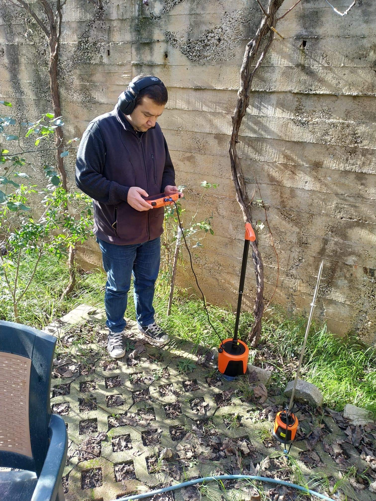 PQWT L6000 Professional Underground Water Pipe Leak Detector - High Sensitivity Leakage Locator with Sound Signal Collection for Outdoor Pipeline Inspection | Perfect for Plumbing Maintenance, Municipal Water Systems & Irrigation Leak Detection