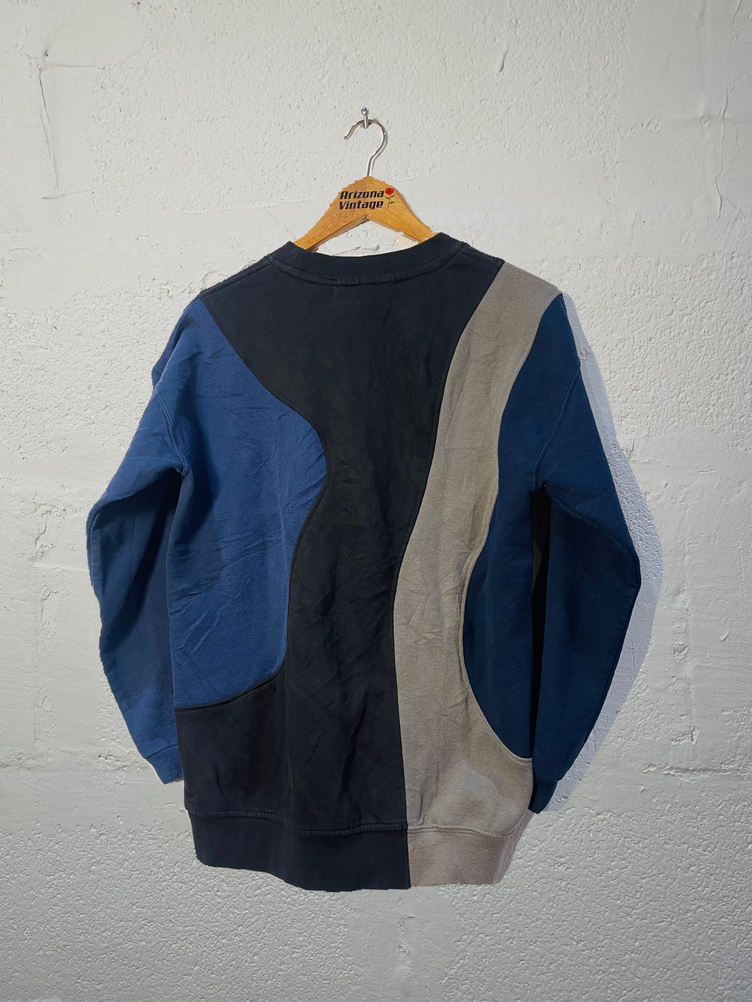Custom Nike Hoodie for Men & Women - Comfortable & Stylish Sweatshirt for Casual Wear, Gym, and Outdoor Activities