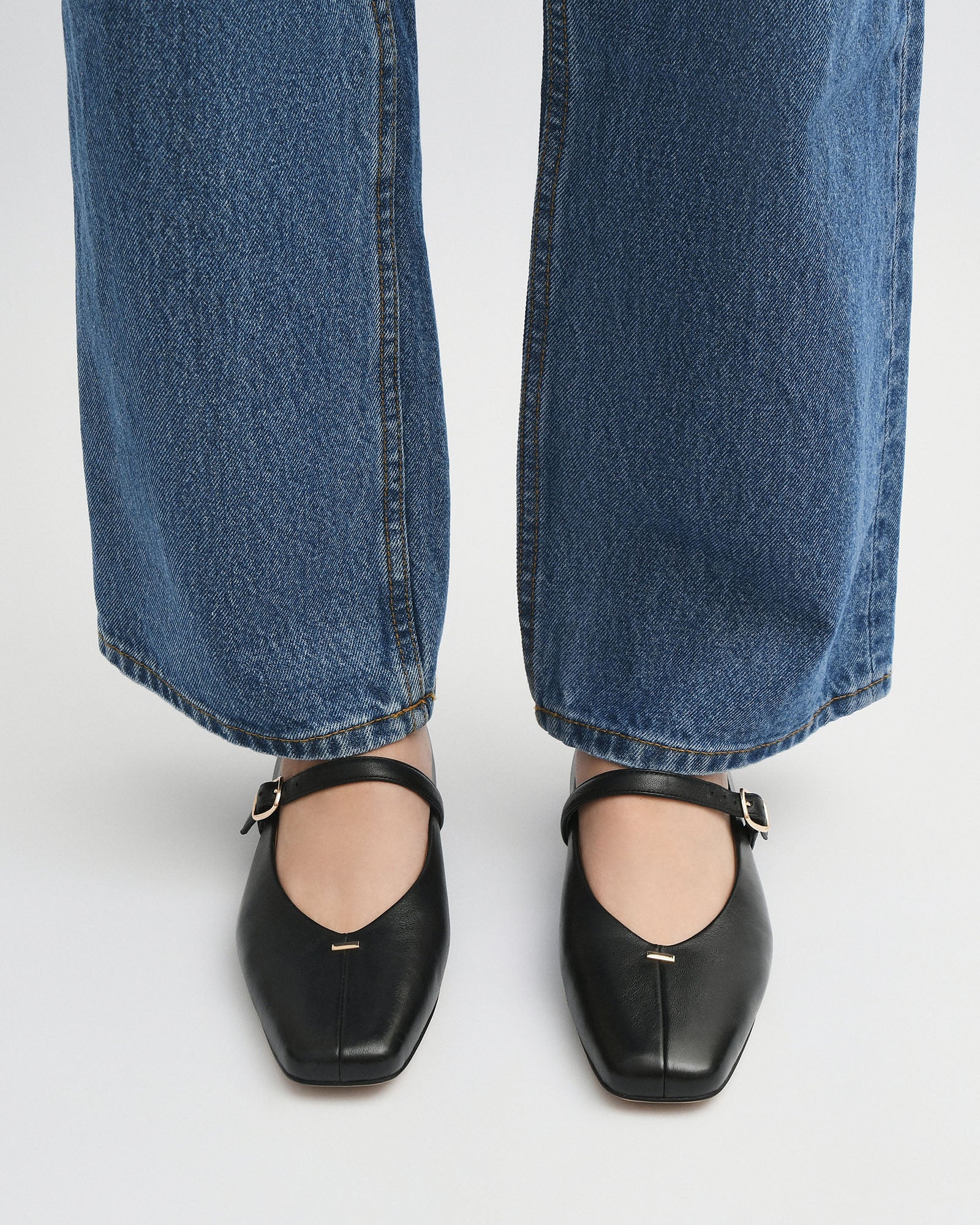 April Casual Flats - Black Leather Women's Shoes for Comfort & Style | Perfect for Work, Walking & Everyday Wear