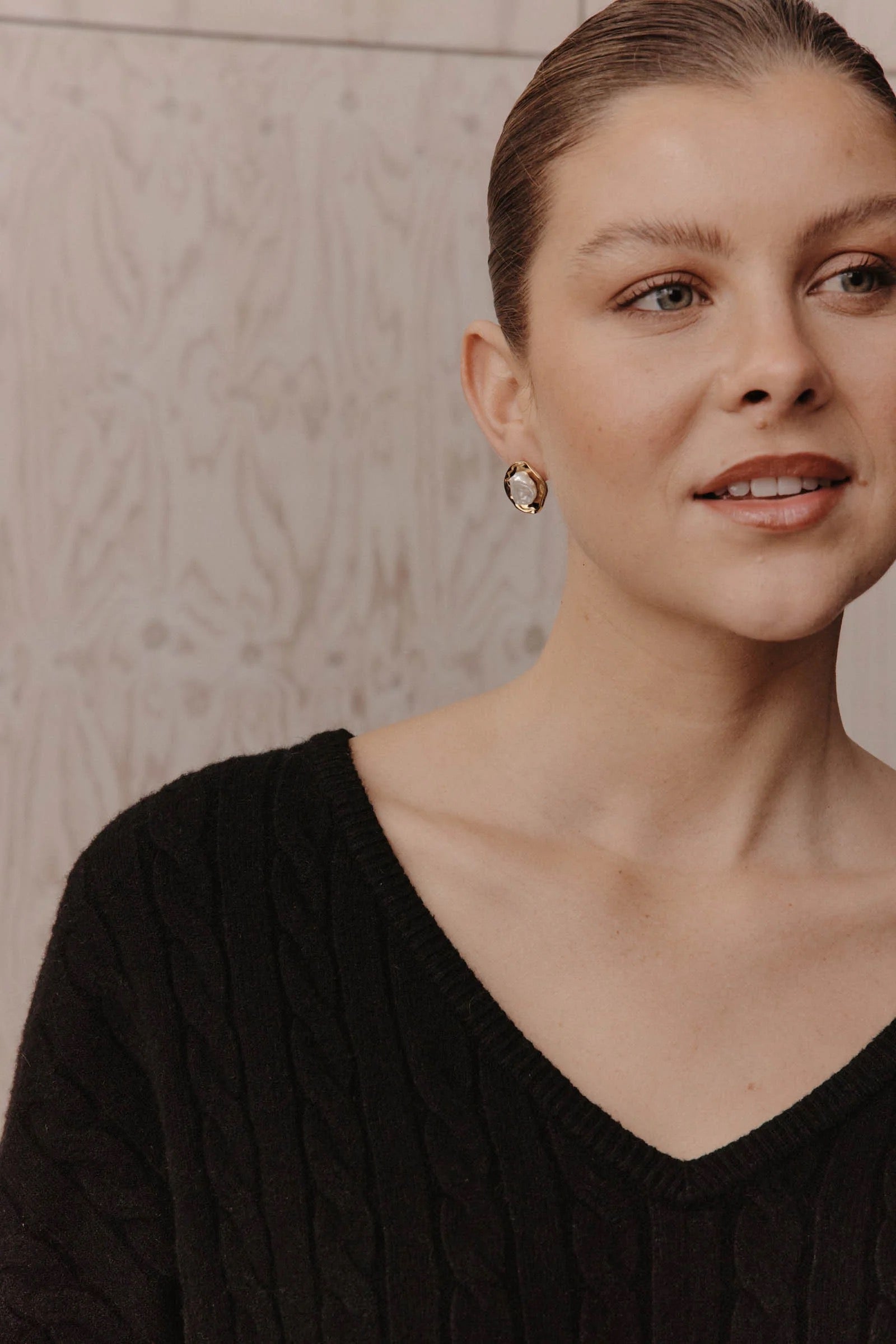 Ivy Pearl Earrings - Round Freshwater Pearl Stud Earrings for Women - Perfect for Weddings, Parties & Everyday Elegance