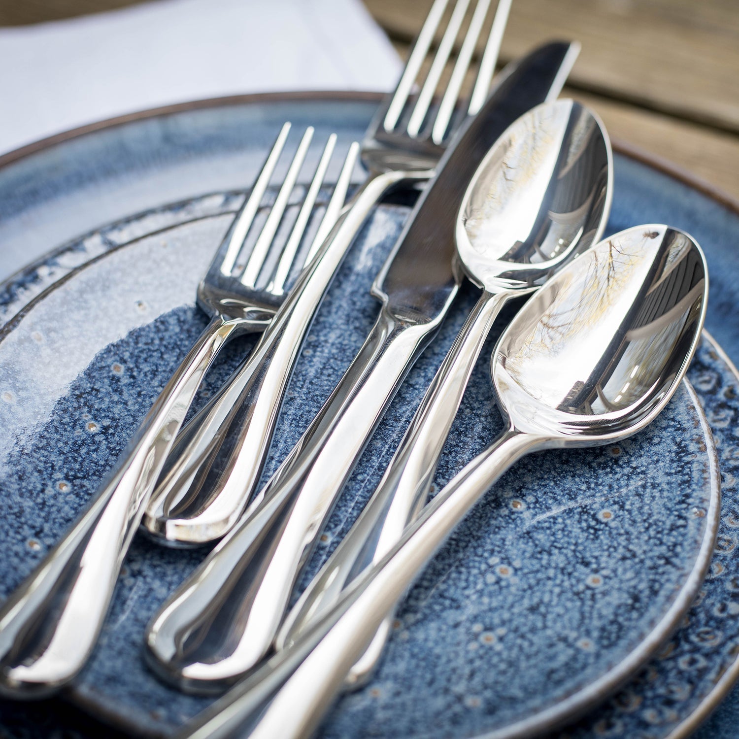Eloquence Mirror 20-Piece Stainless Steel Flatware Set - Elegant Dinnerware for Formal Dining, Wedding Gifts & Home Entertaining