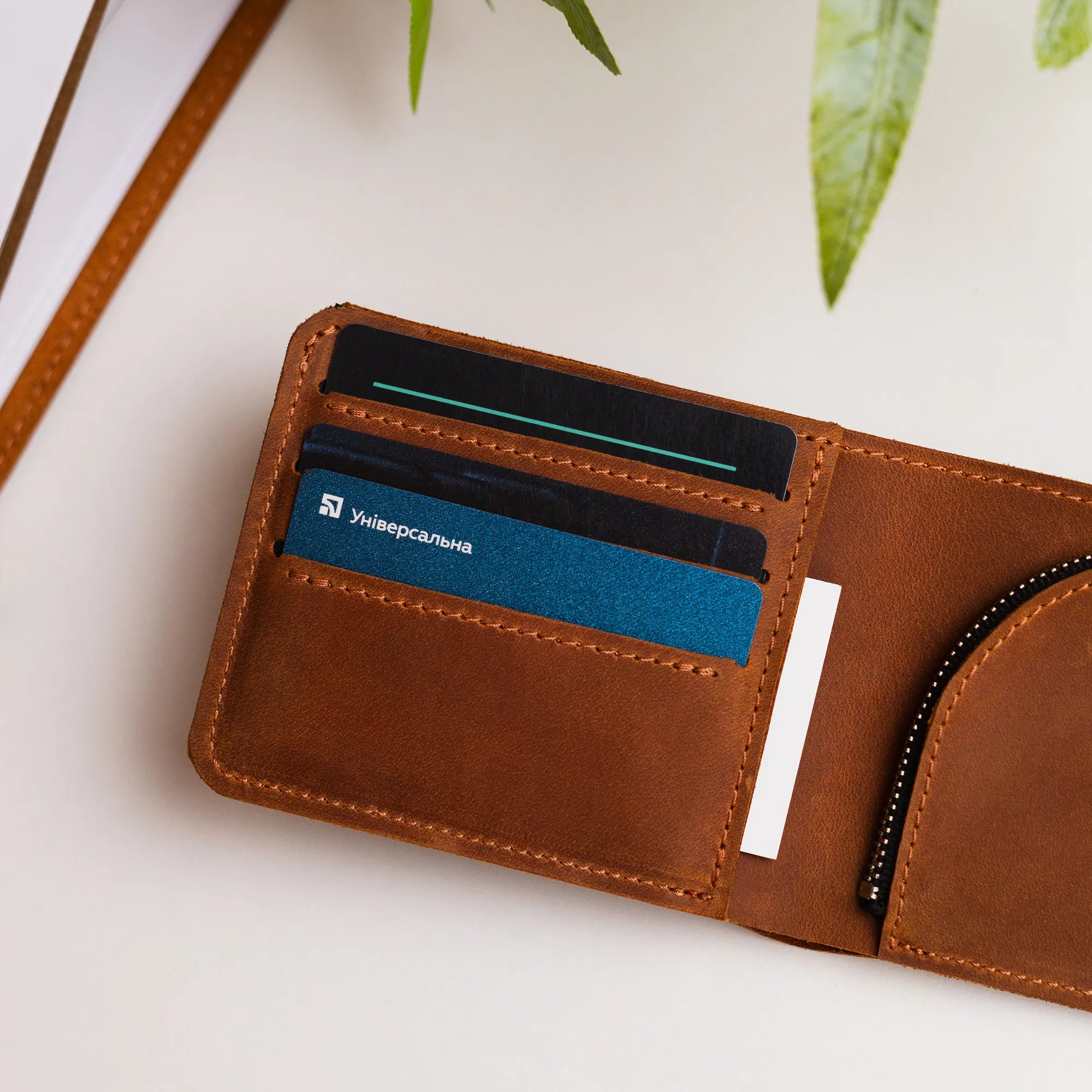 Personalized Leather Wallet for Men & Women - Custom Engraved RFID Blocking Bifold Wallet - Perfect Gift for Dad, Husband, Boyfriend - Ideal for Travel, Business & Everyday Use